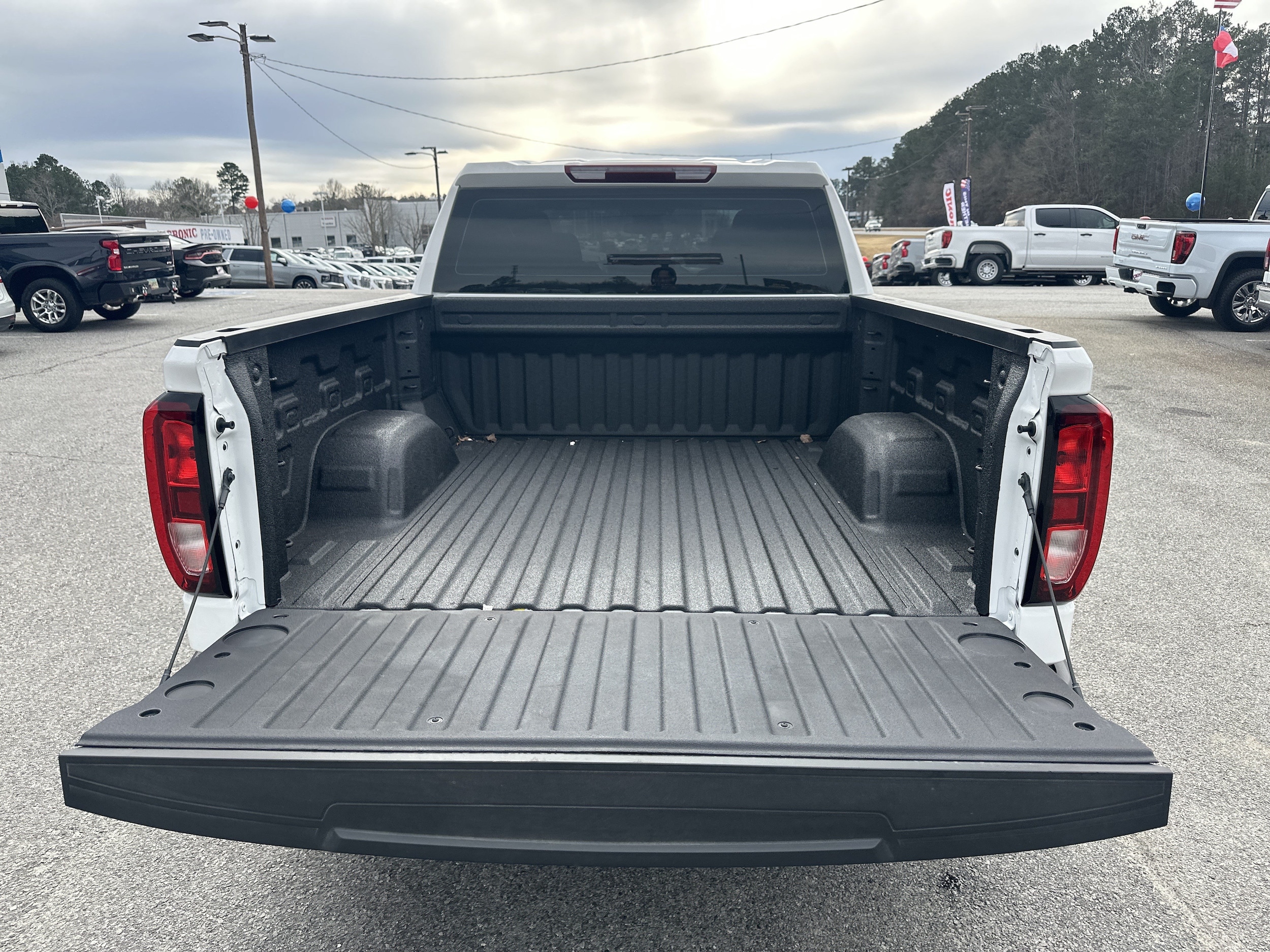 2026 GMC Sierra 1500 Pro - Photo 18