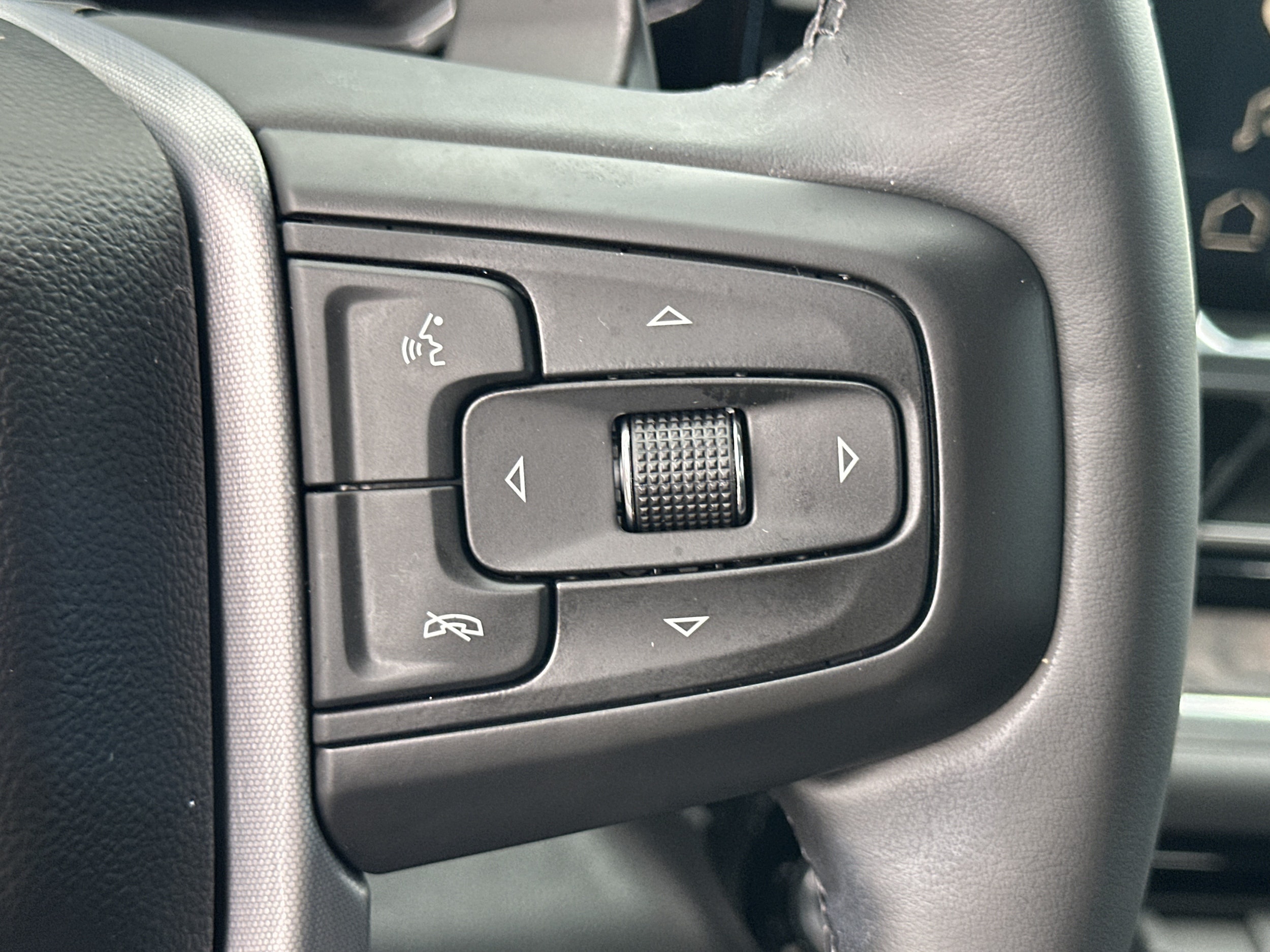 2026 GMC Sierra 1500 SLT - Photo 26