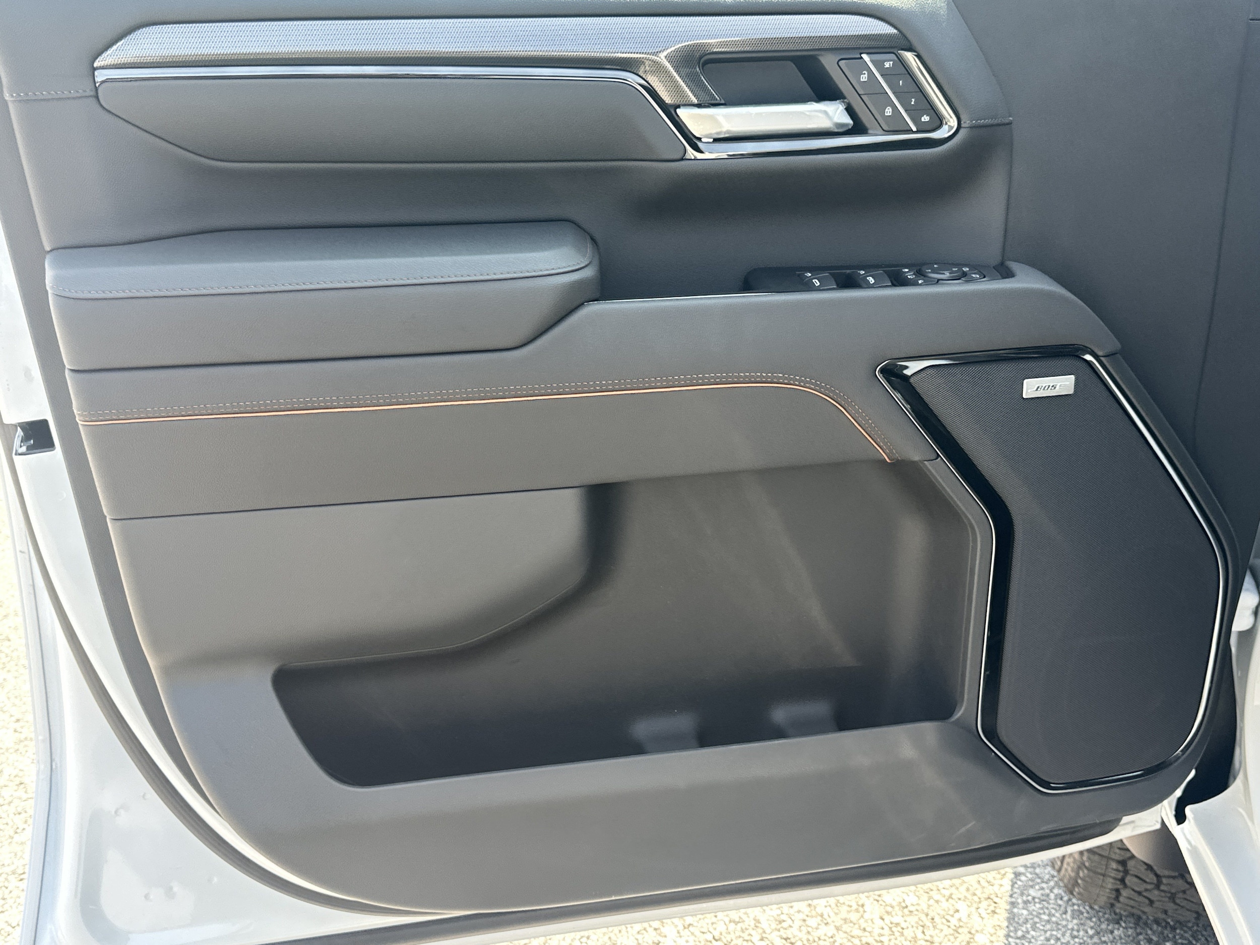 2026 GMC Sierra 2500HD AT4 - Photo 10