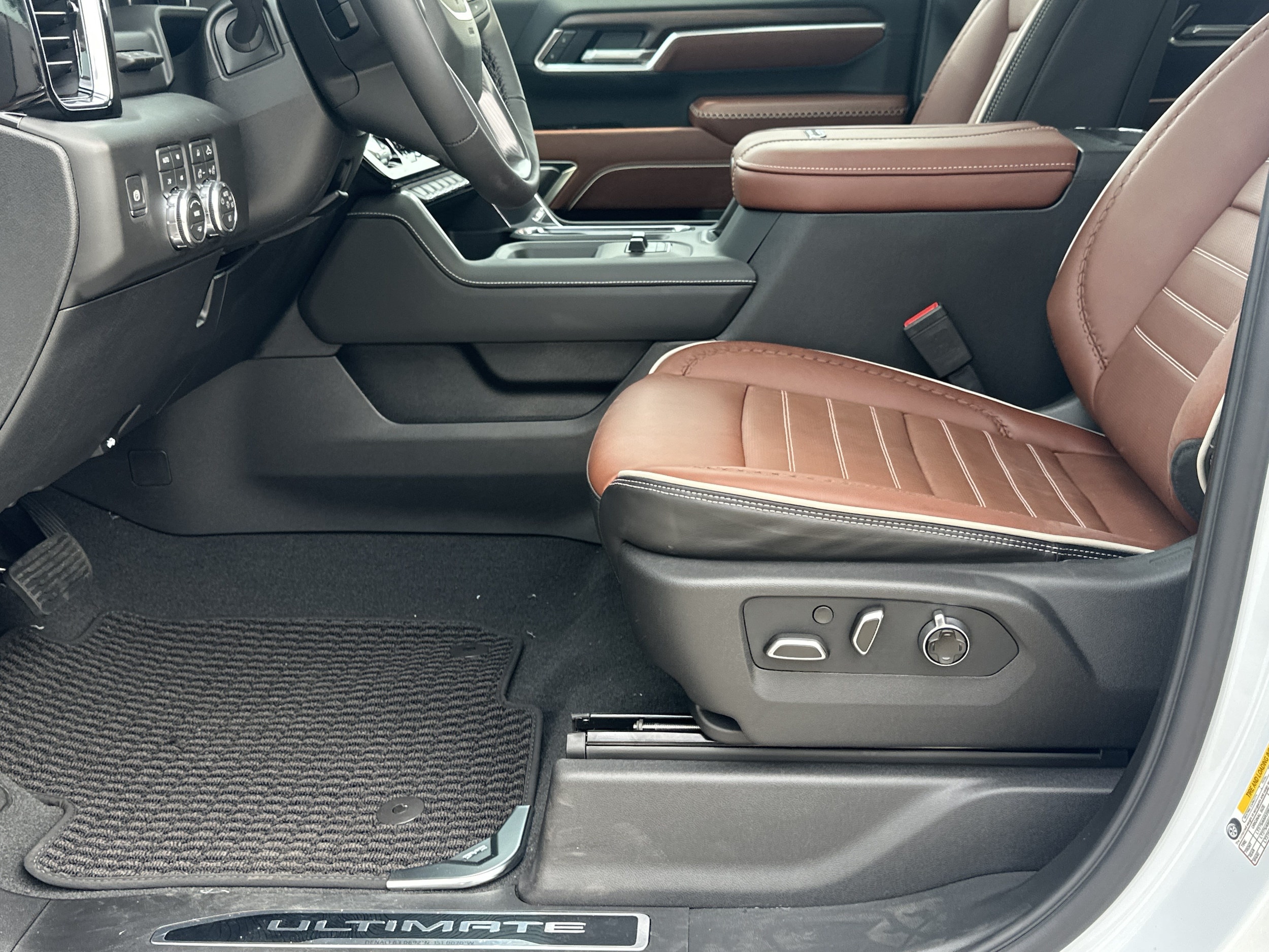 2026 GMC Sierra 2500HD Denali Ultimate - Photo 8