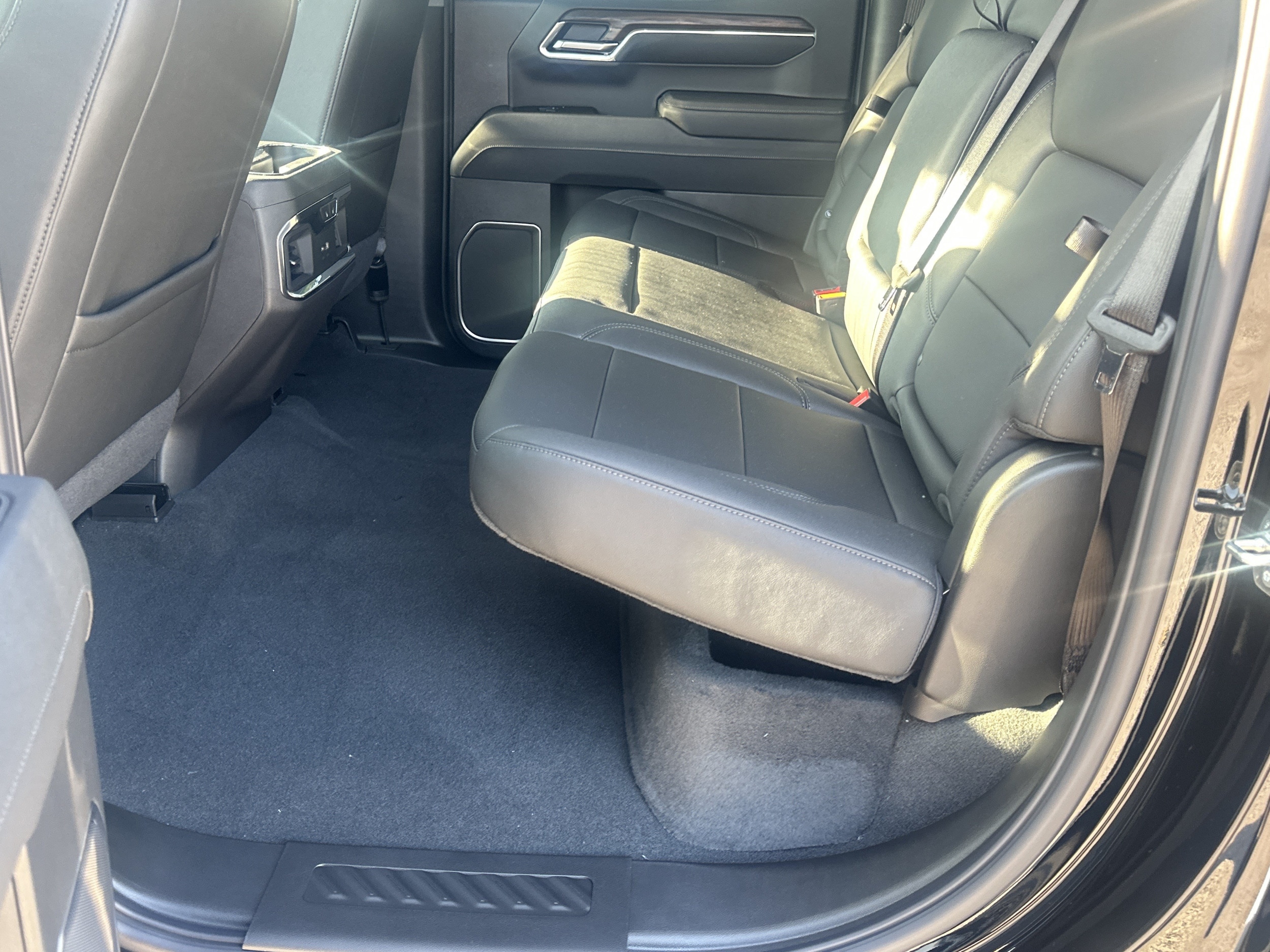 2026 GMC Sierra 1500 SLT - Photo 20