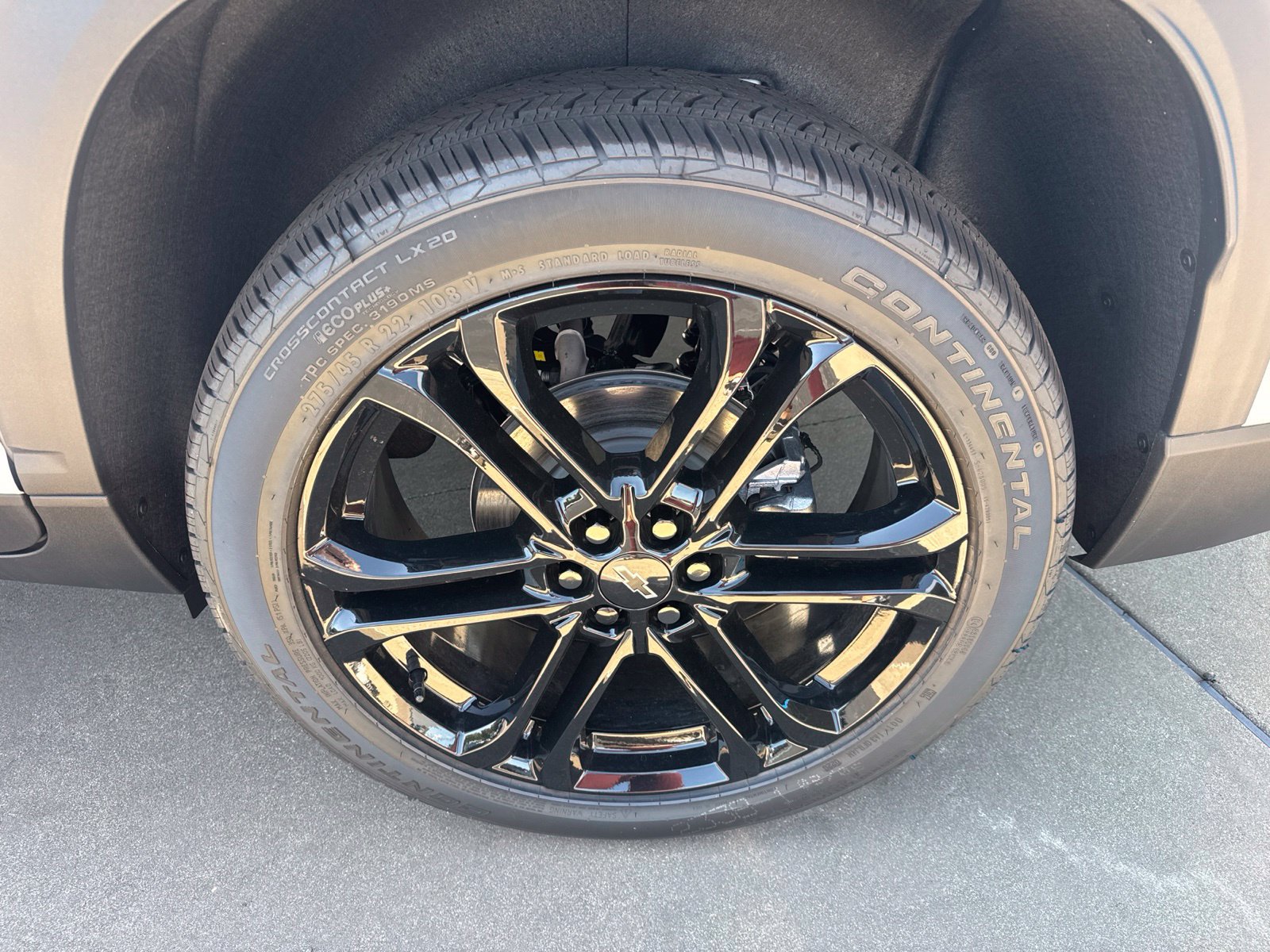 2026 Chevrolet Traverse LT - Photo 8