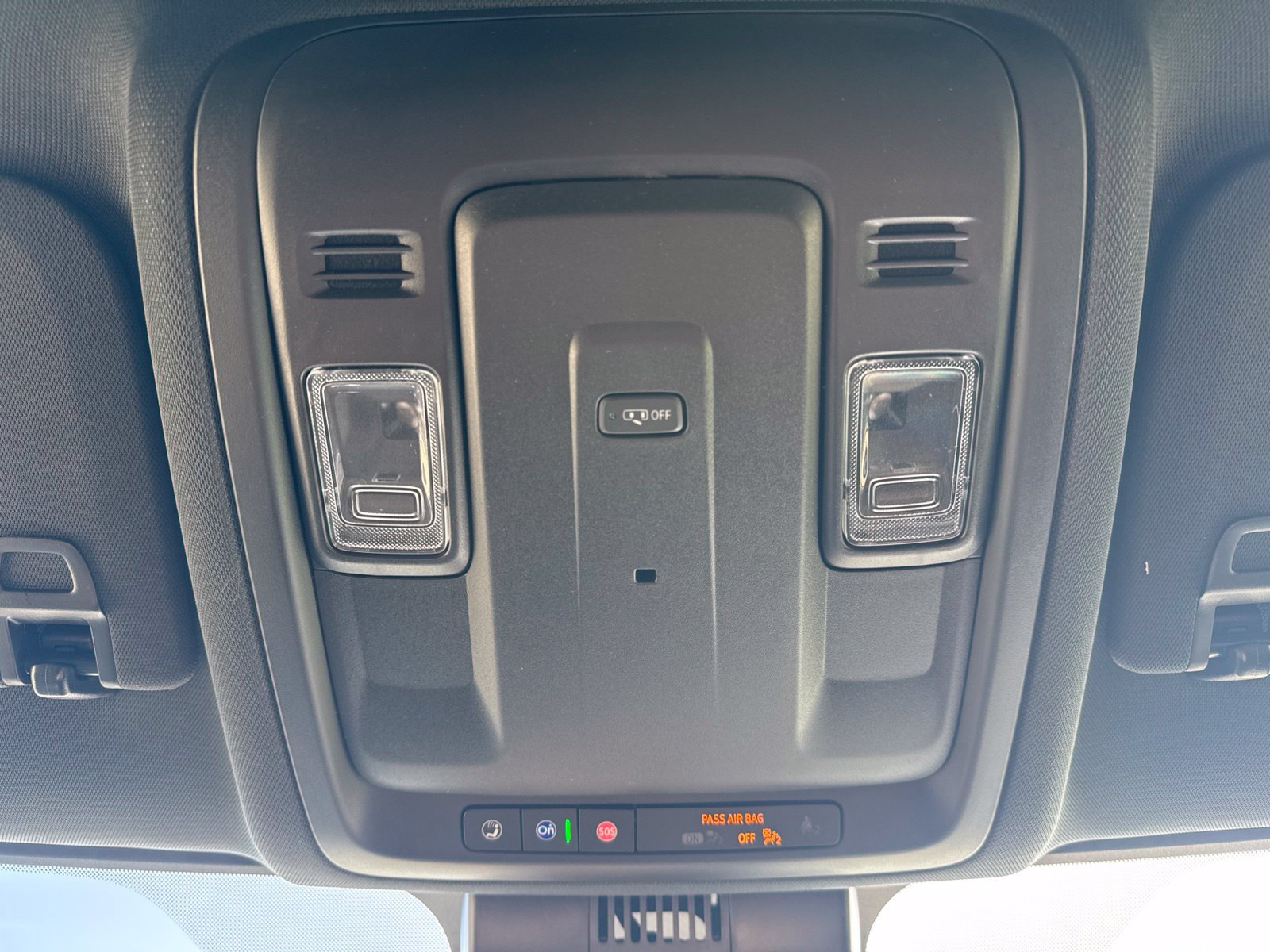 2026 Chevrolet Suburban LS - Photo 33