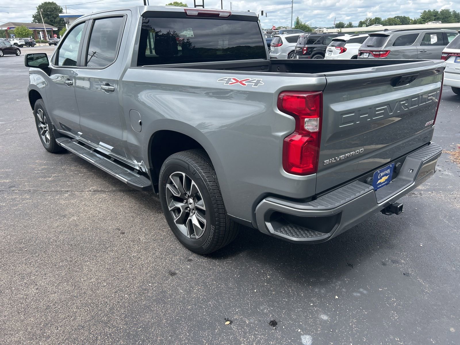 2023 Chevrolet Silverado 1500 RST photo 4