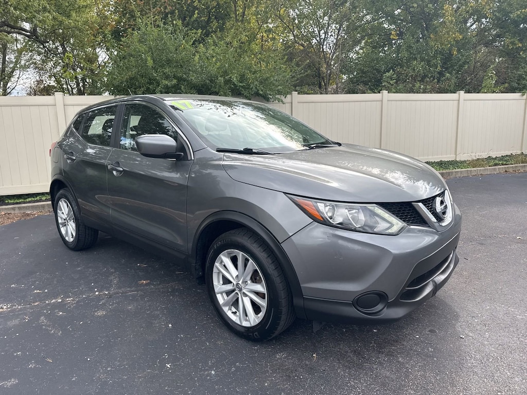 Used 2017 Nissan Rogue Sport S SUV