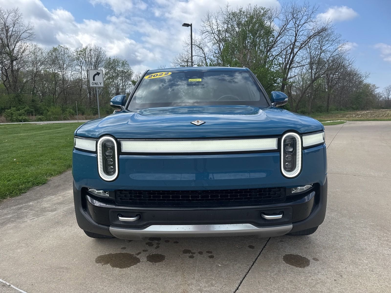 Used 2022 Rivian R1T Adventure with VIN 7FCTGAAA4NN007527 for sale in West Harrison, IN