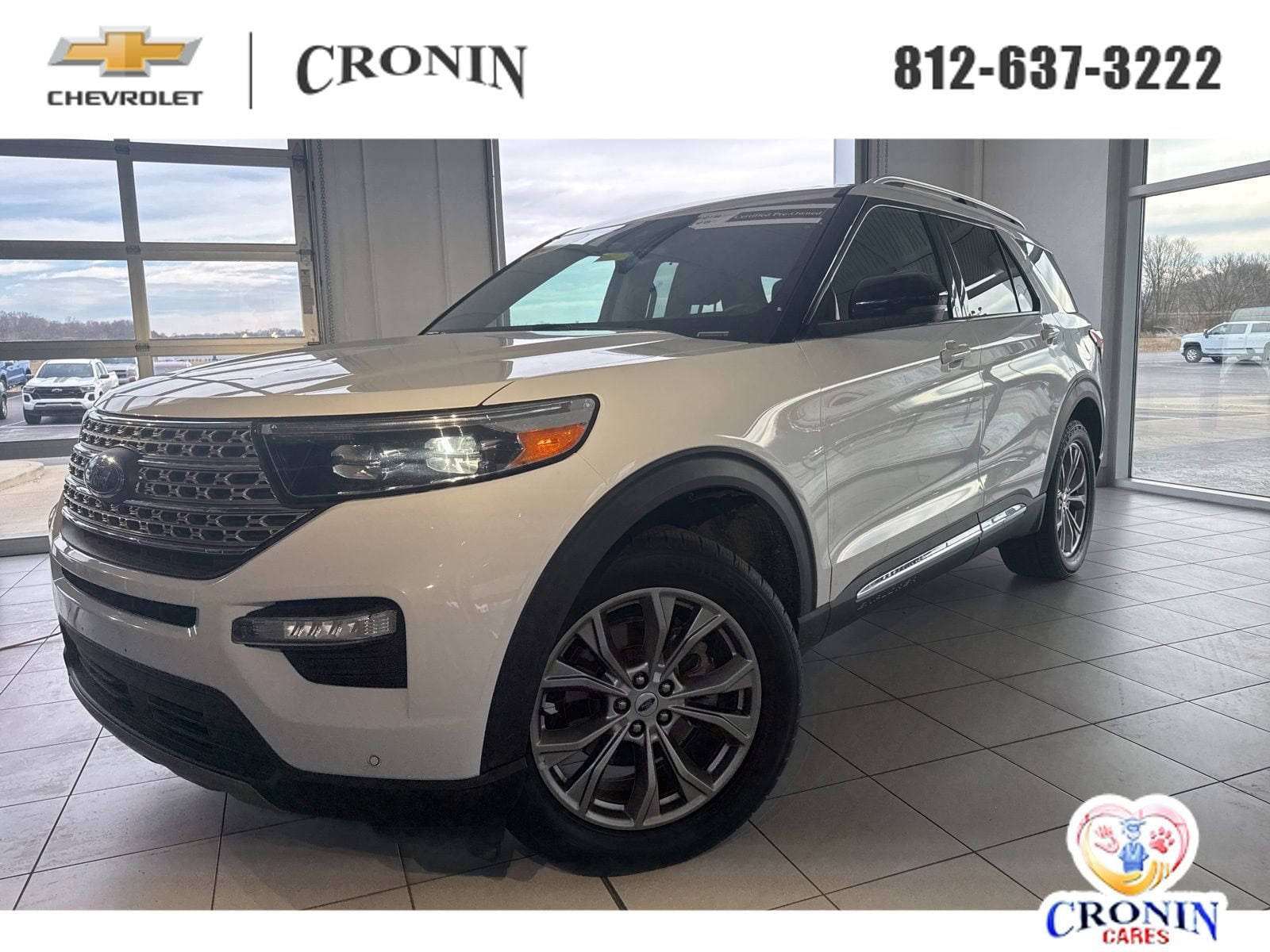 2023 Ford Explorer Limited's photo