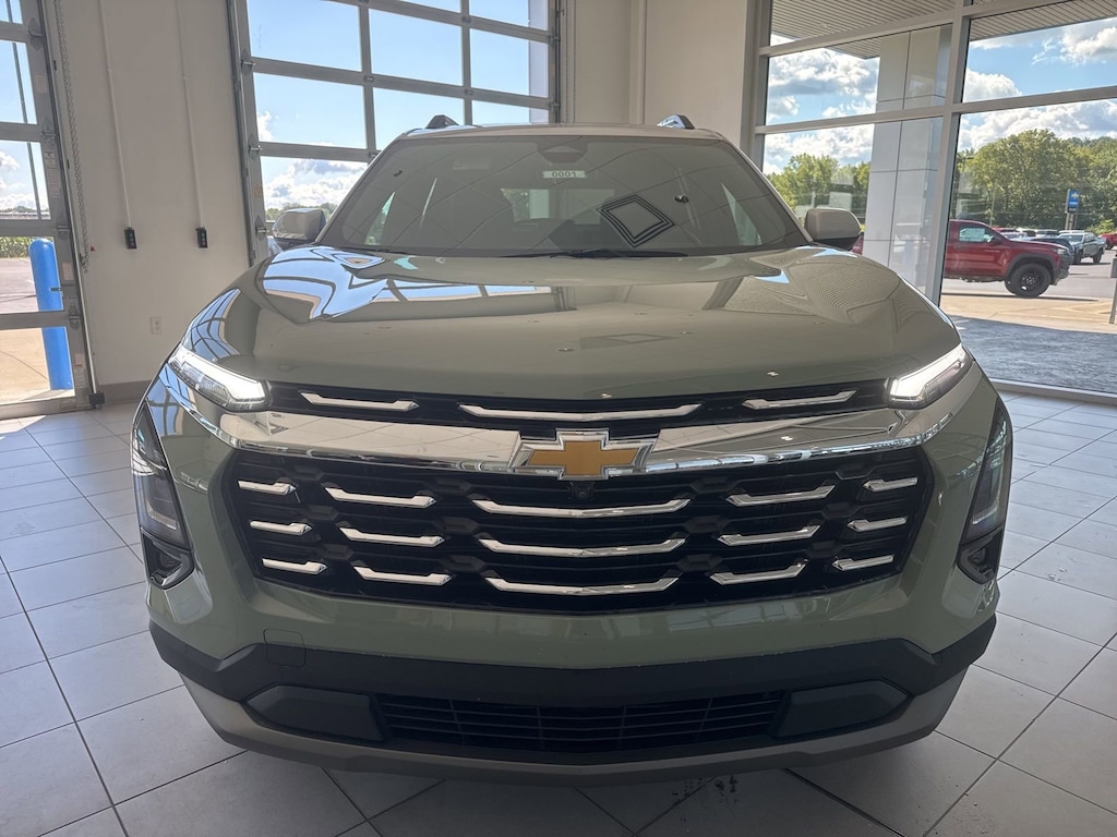 New 2025 Chevrolet Equinox LT SUV