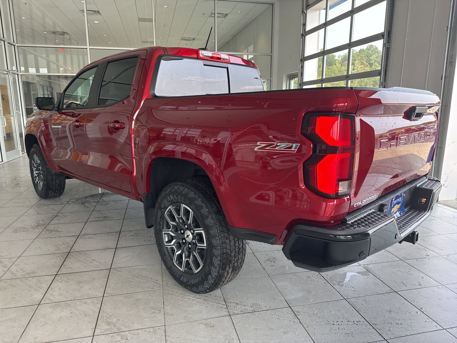 2026 Chevrolet Colorado Z71 photo 3