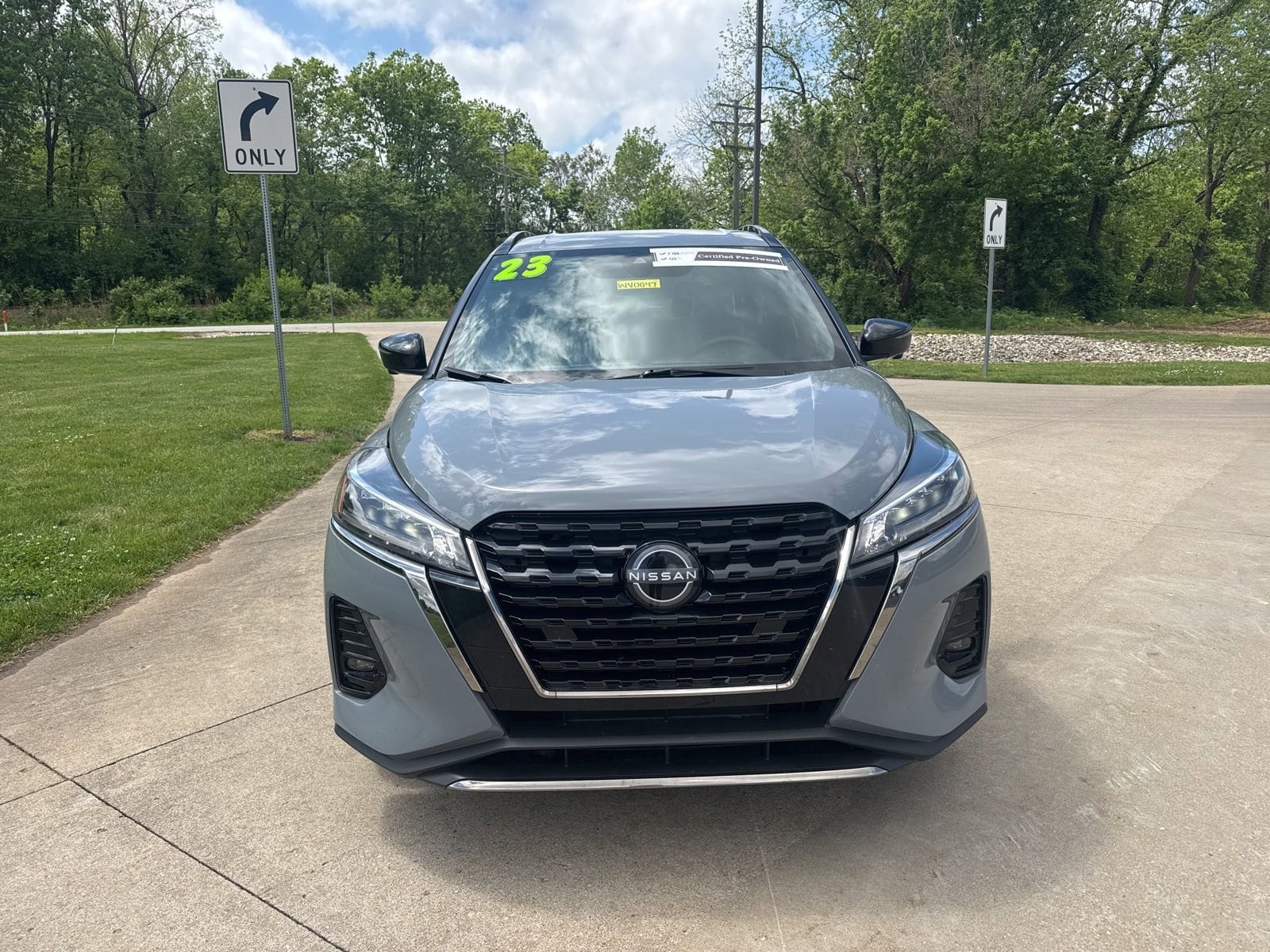 Used 2023 Nissan Kicks SR with VIN 3N1CP5DV9PL544315 for sale in West Harrison, IN