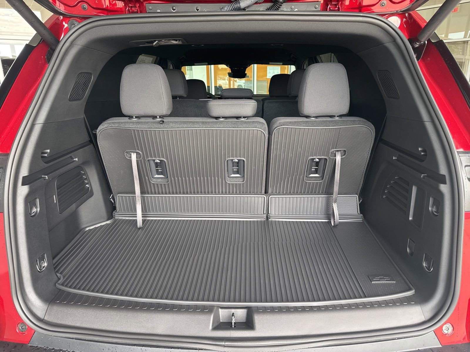 2026 Chevrolet Traverse LT - Photo 11
