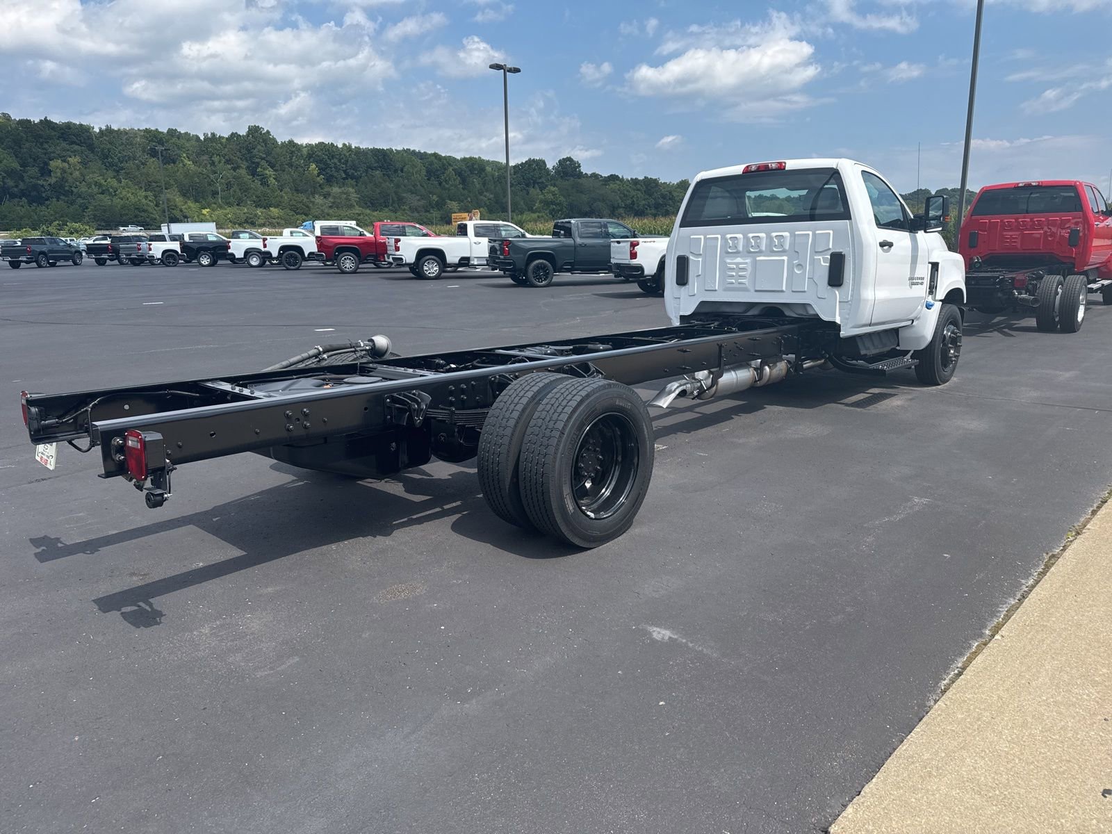 2024 Chevrolet Silverado 5500HD Work Truck photo 4