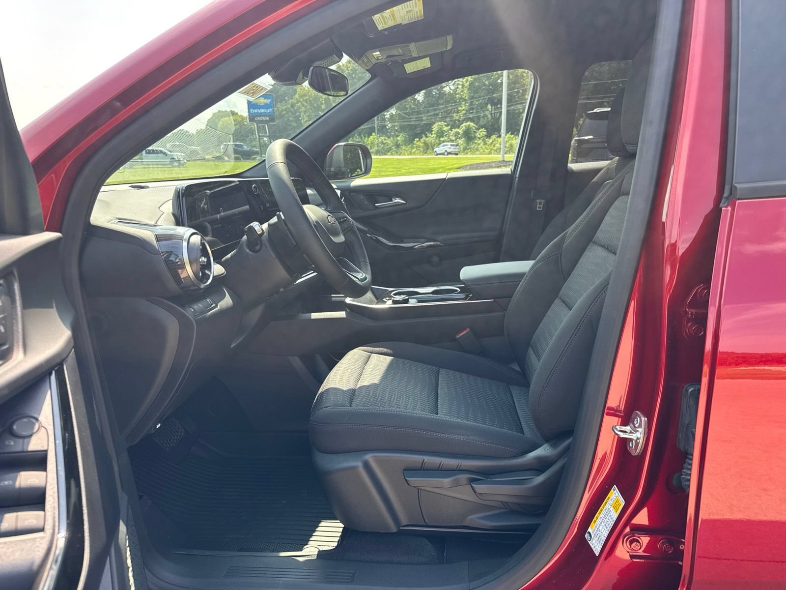 2027 Chevrolet Equinox LT - Photo 16