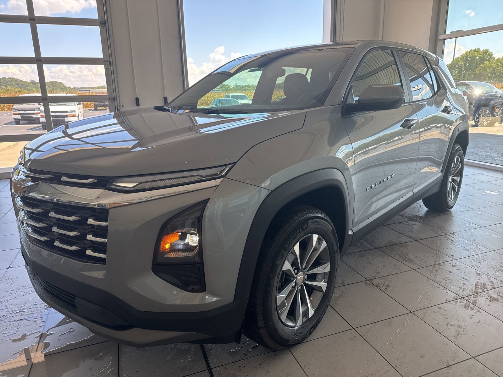 2026 Chevrolet Equinox LT photo 3
