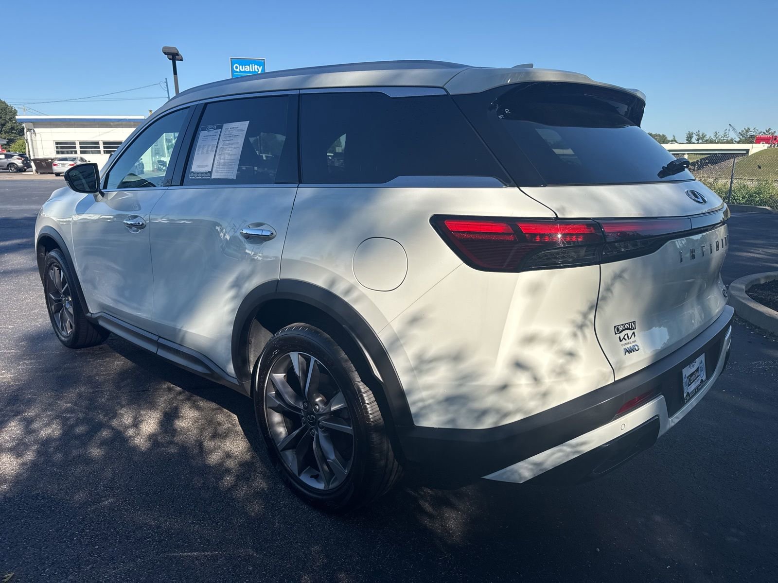 2024 Infiniti QX60 Luxe photo 4