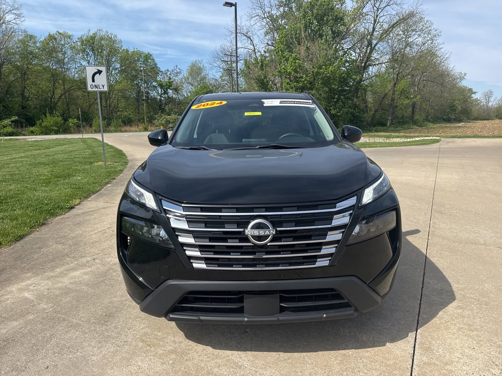 Used 2024 Nissan Rogue SV with VIN 5N1BT3BA5RC704340 for sale in West Harrison, IN