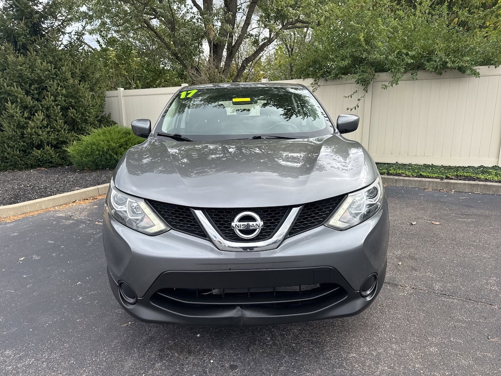 Used 2017 Nissan Rogue Sport S SUV
