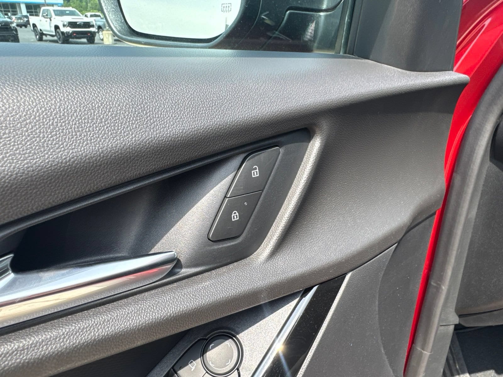 2027 Chevrolet Equinox LT - Photo 15
