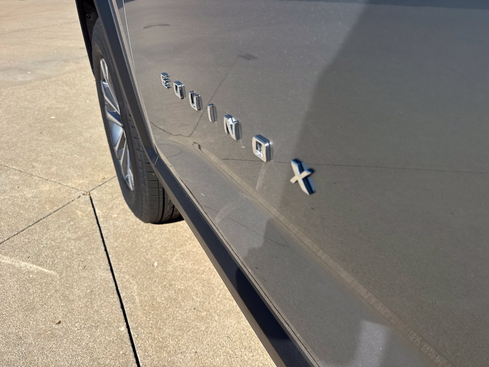 2027 Chevrolet Equinox LT - Photo 10