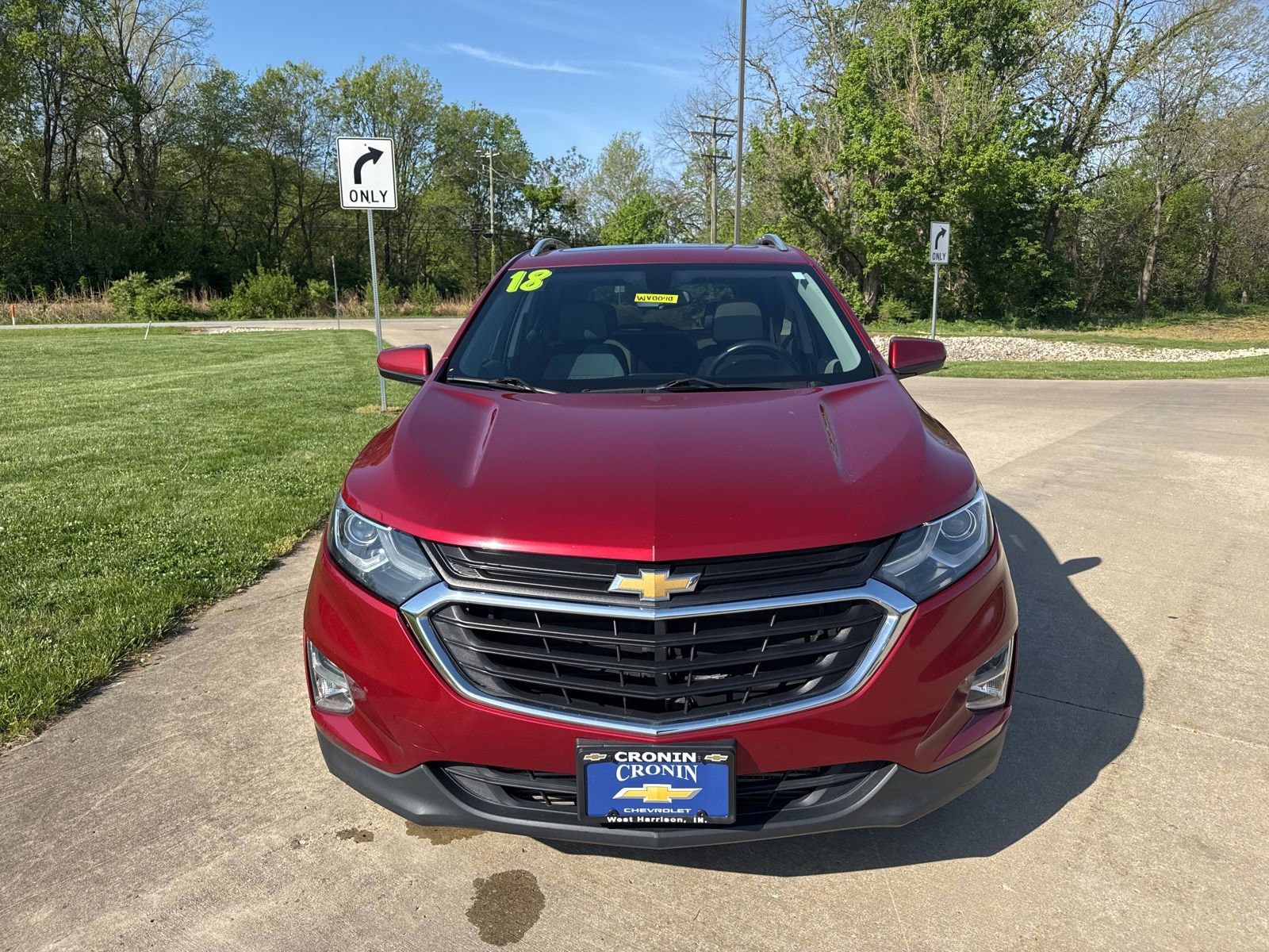 Used 2018 Chevrolet Equinox LT with VIN 3GNAXKEX2JS505301 for sale in West Harrison, IN