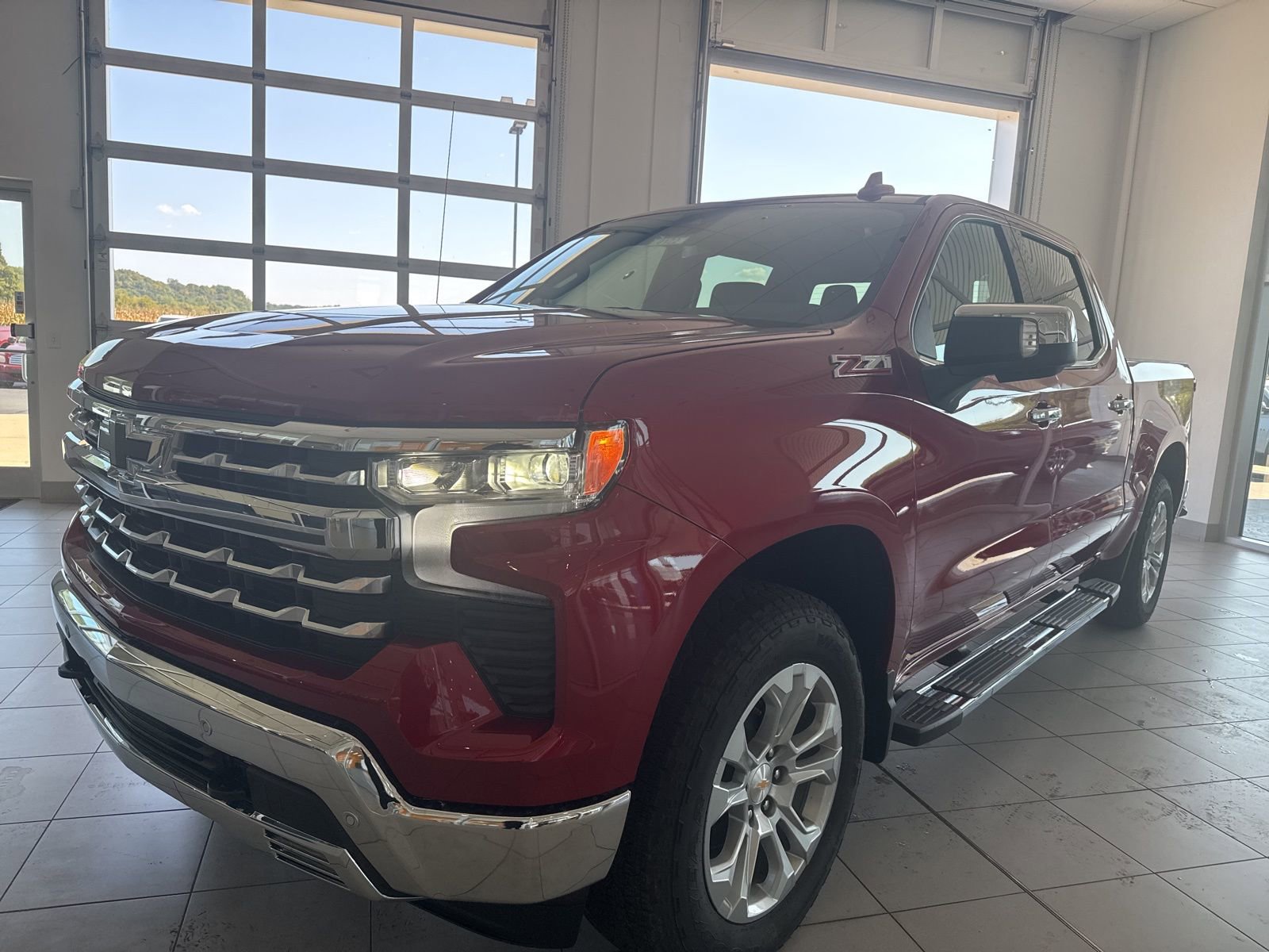 2026 Chevrolet Silverado 1500 LTZ photo 3