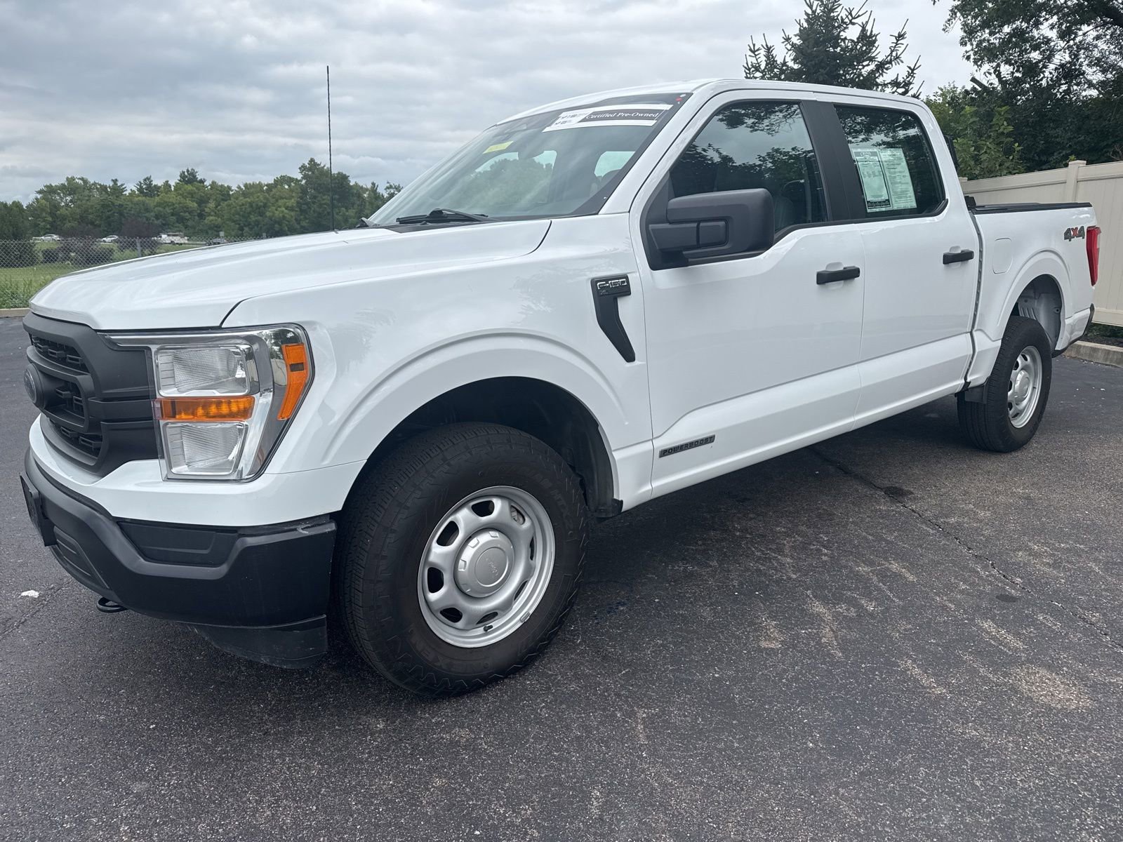 2022 Ford F-150 XL photo 3