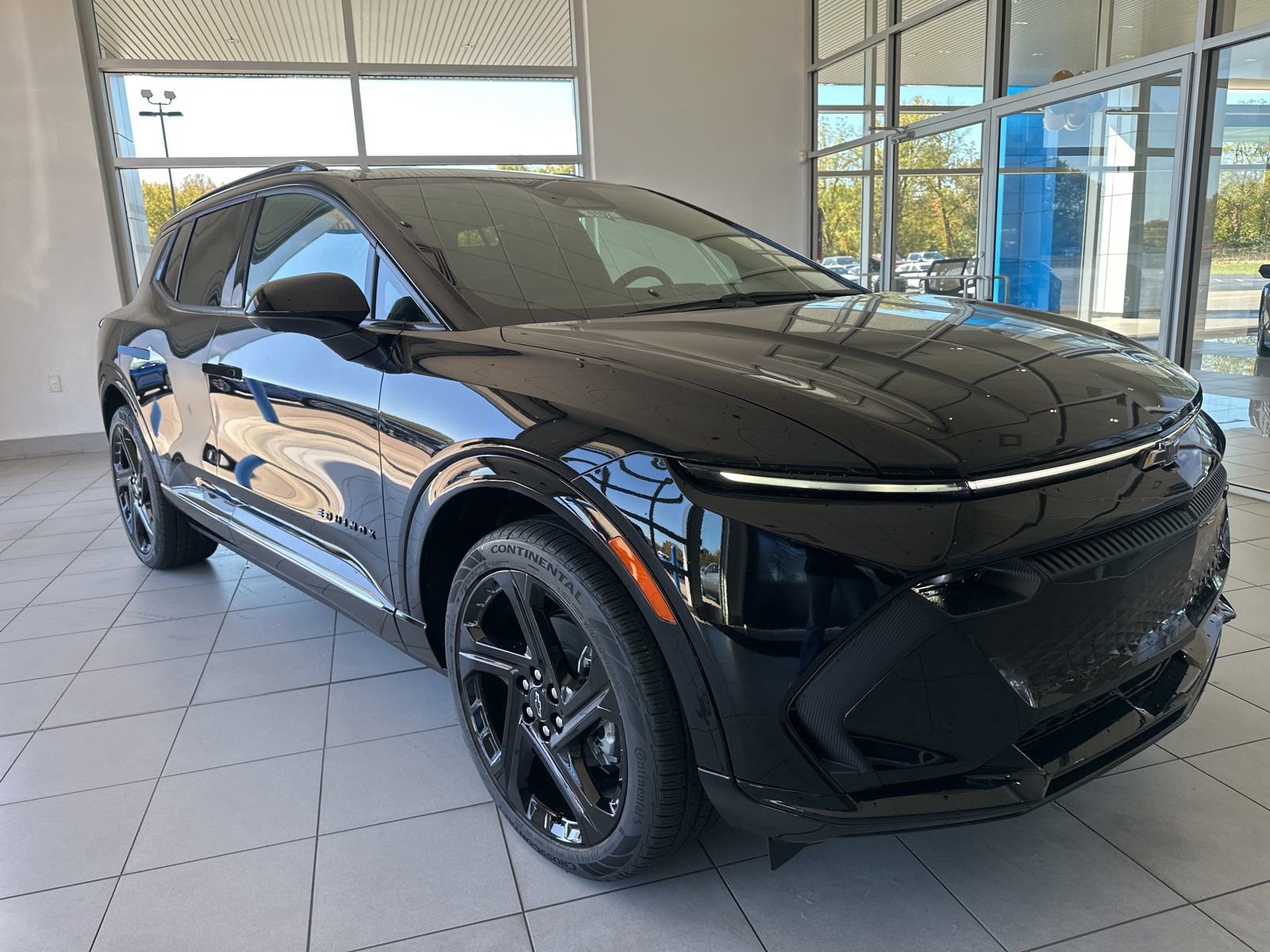 2025 Chevrolet Equinox EV 3RS photo 3