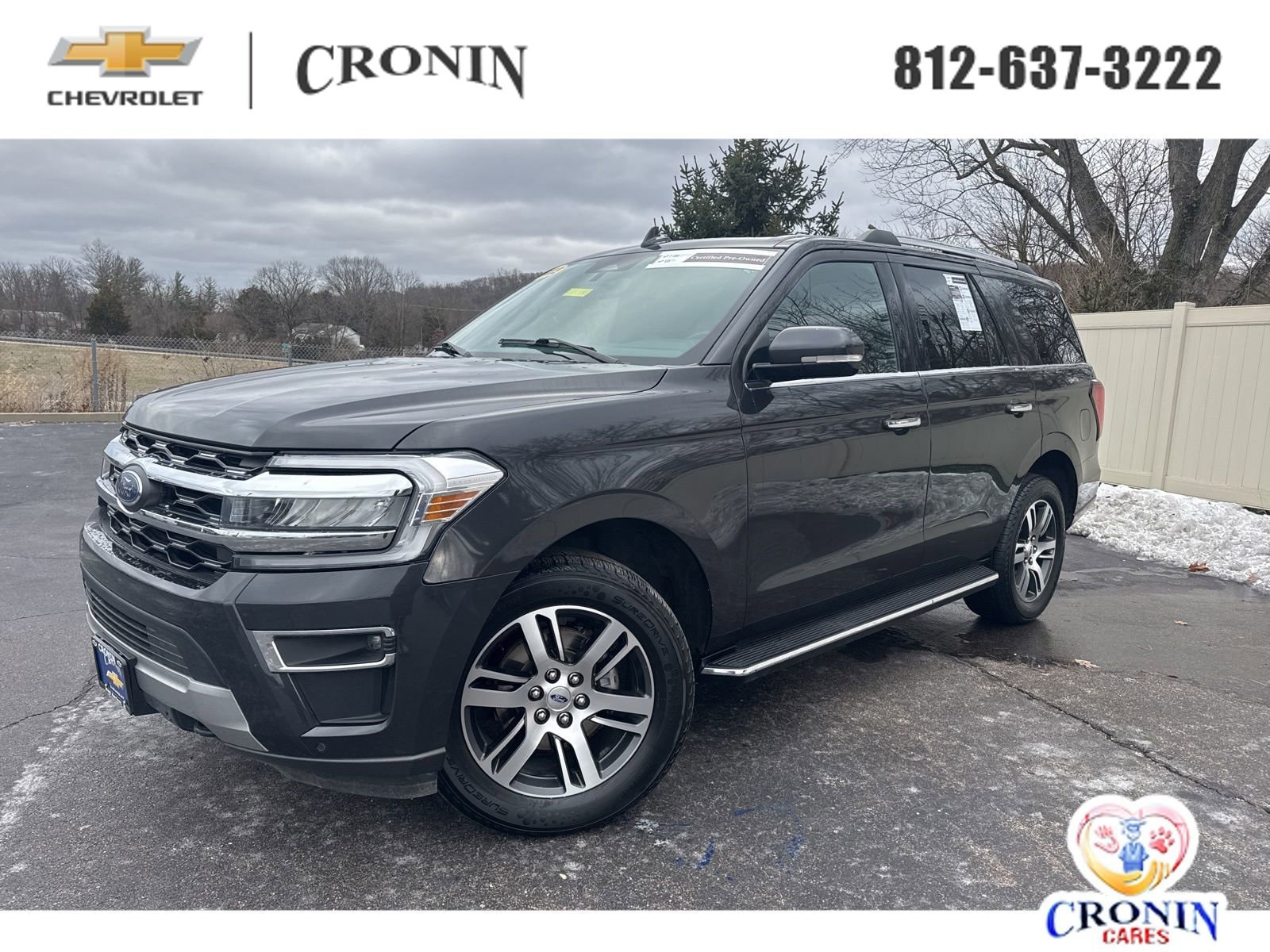 2023 Ford Expedition Limited's photo