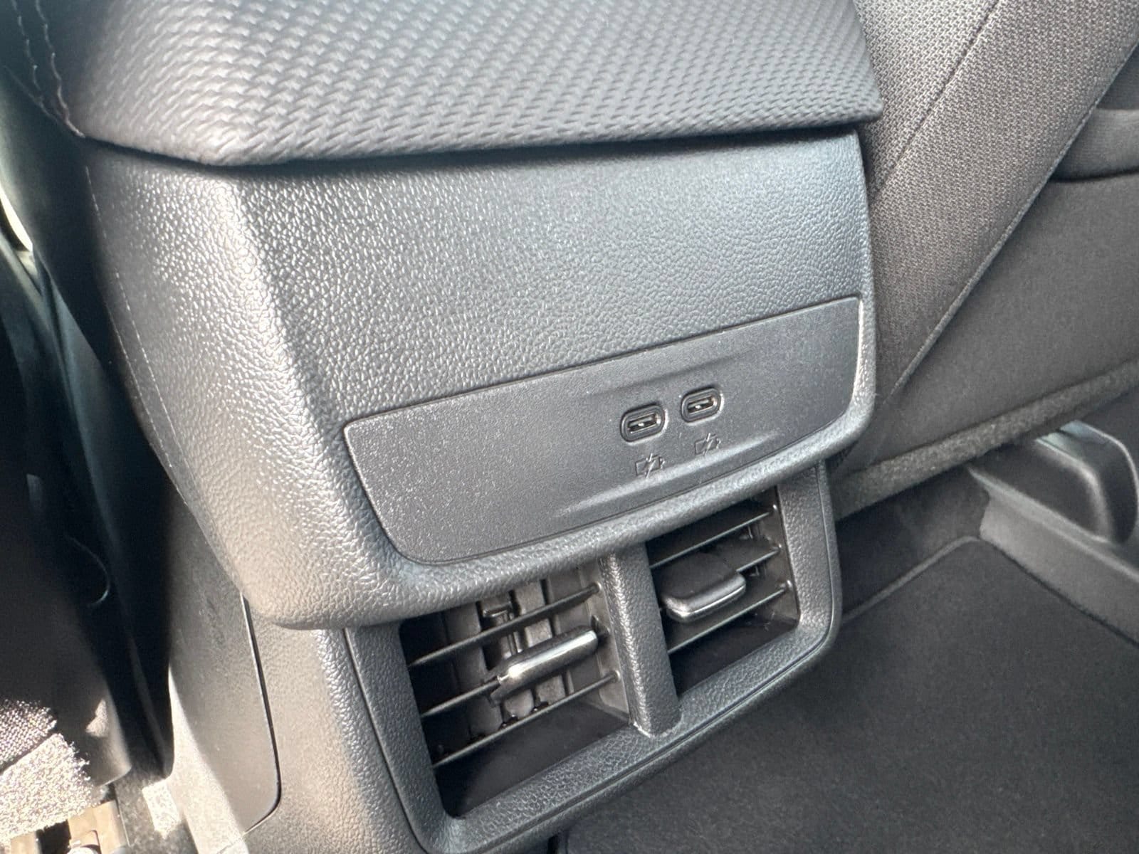 2027 Chevrolet Equinox LT - Photo 12