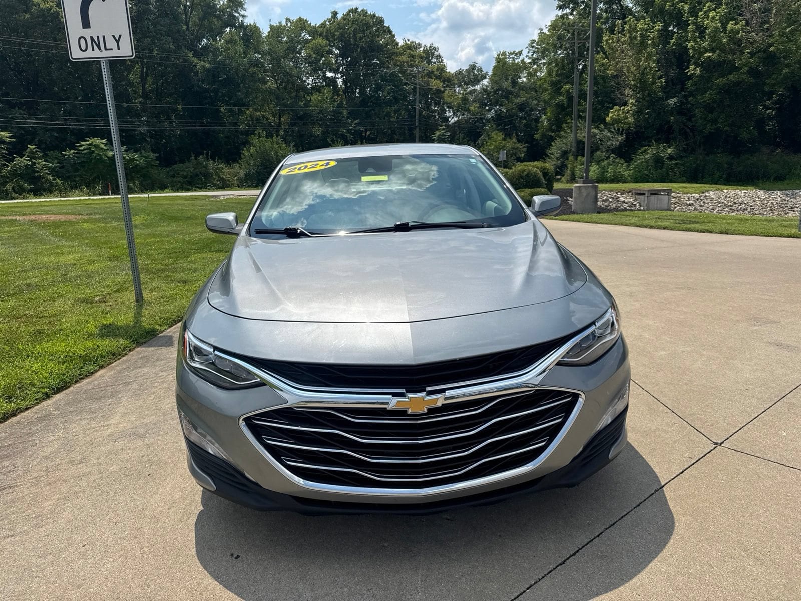 Used 2024 Chevrolet Malibu 2LT with VIN 1G1ZE5ST4RF147065 for sale in West Harrison, IN