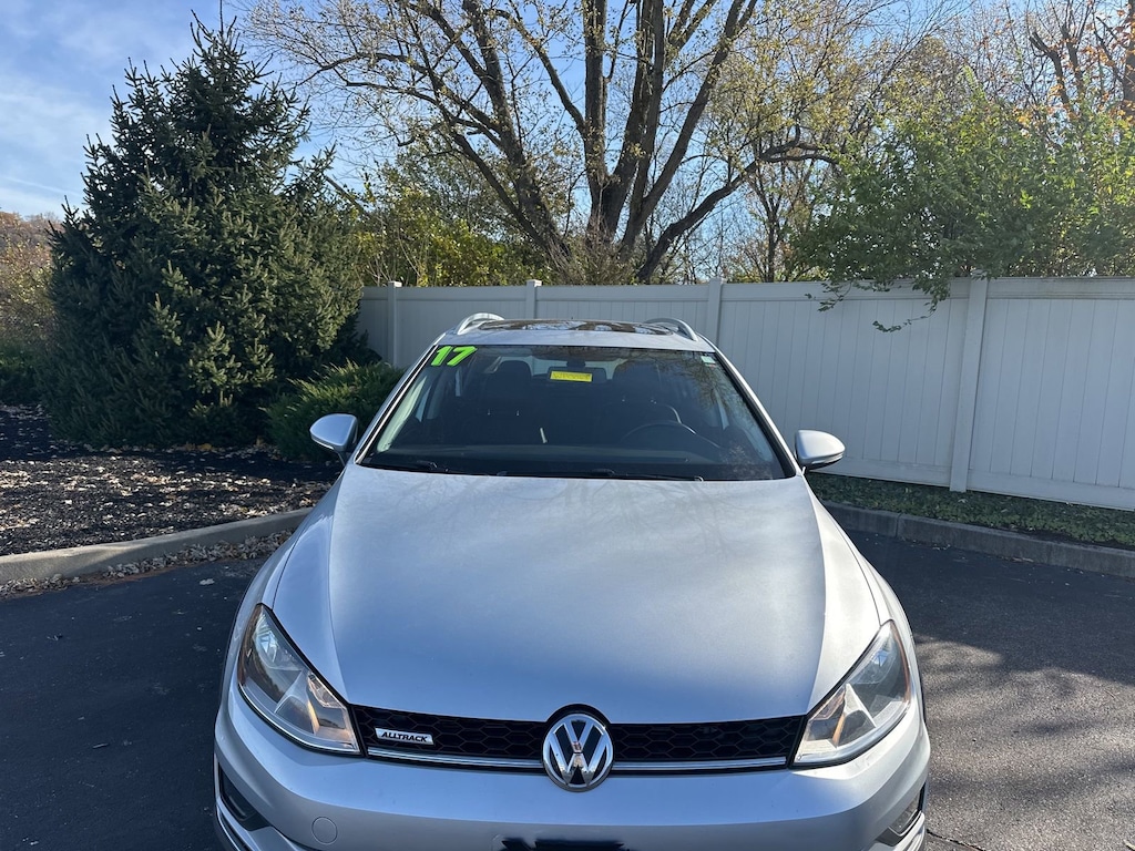 Used 2017 Volkswagen Golf Alltrack S Wagon