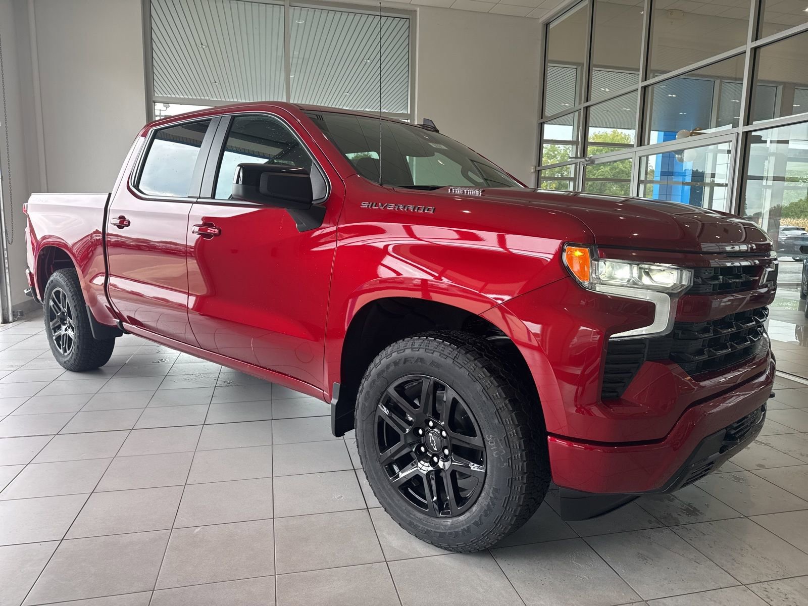 2026 Chevrolet Silverado 1500 RST photo 2