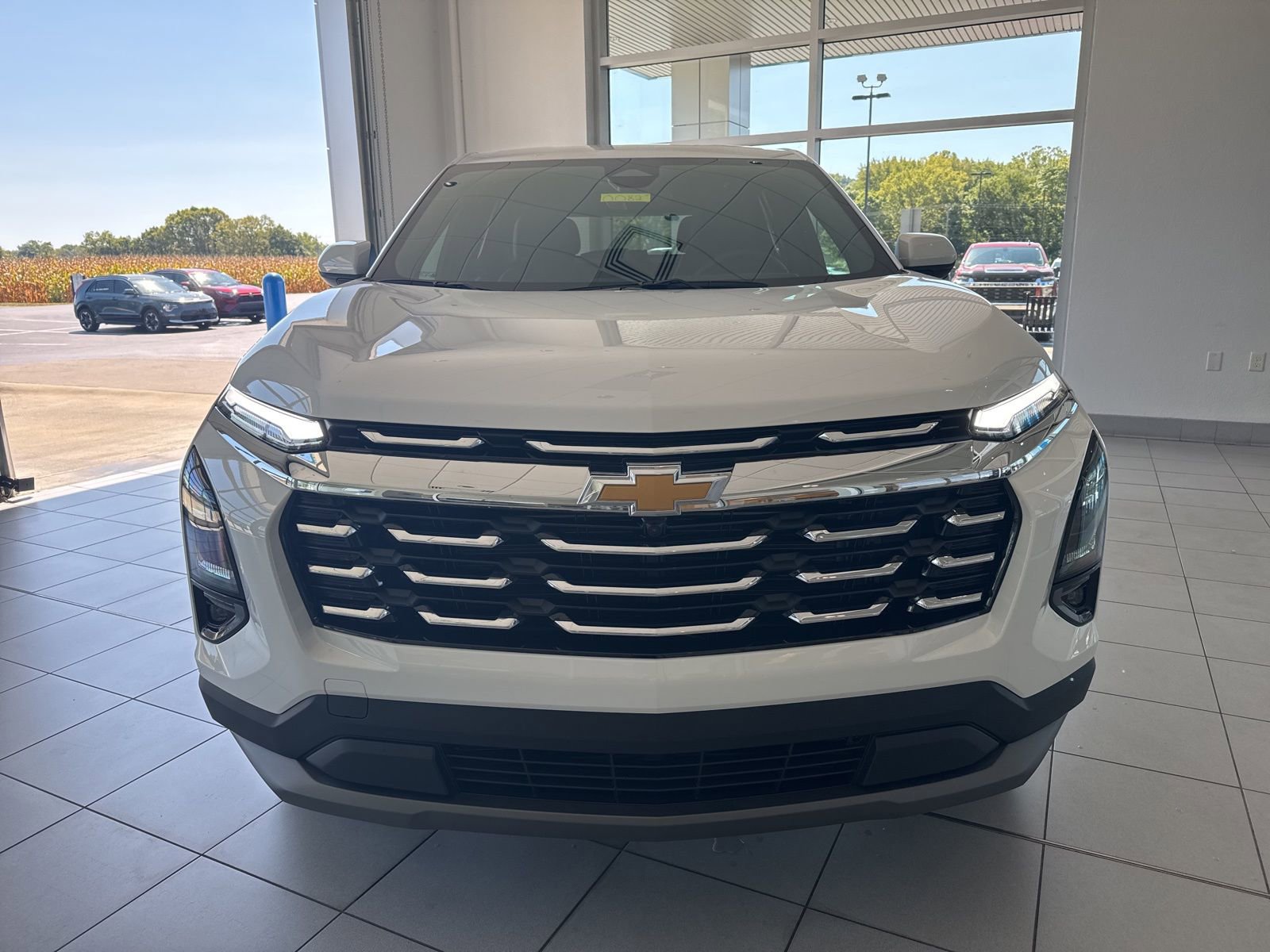 2026 Chevrolet Equinox LT photo 2