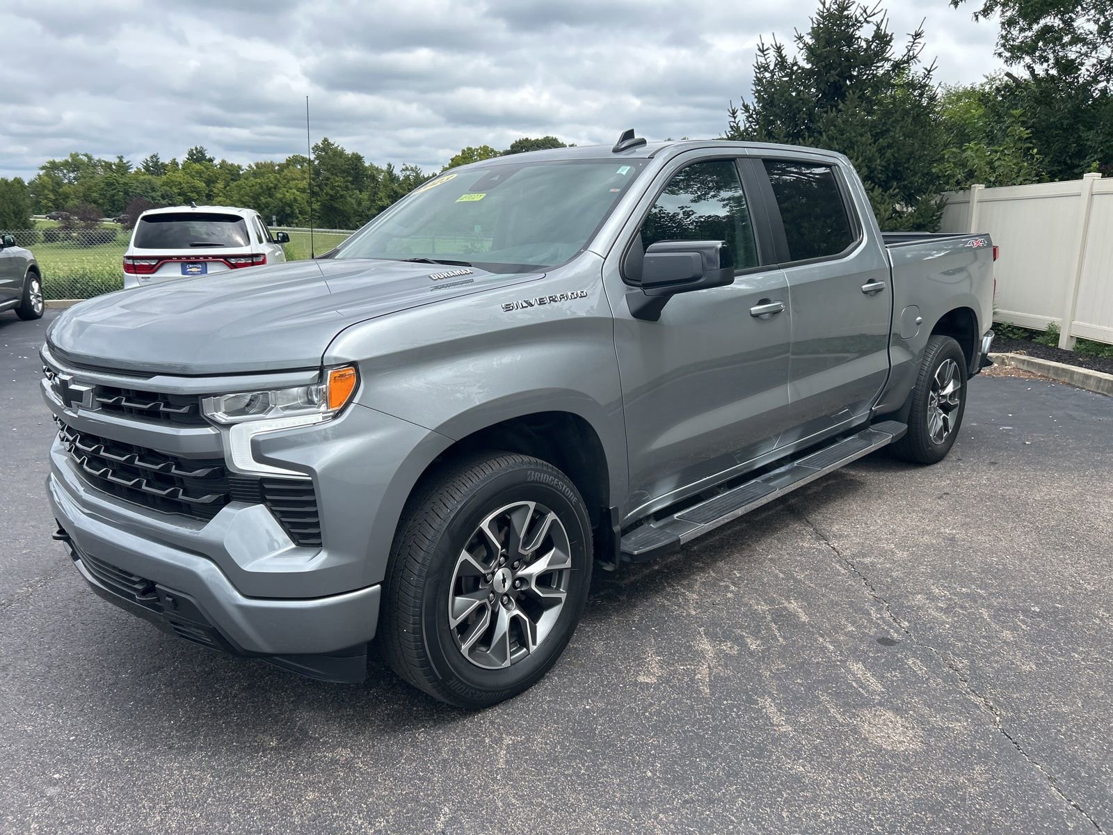 2023 Chevrolet Silverado 1500 RST photo 3