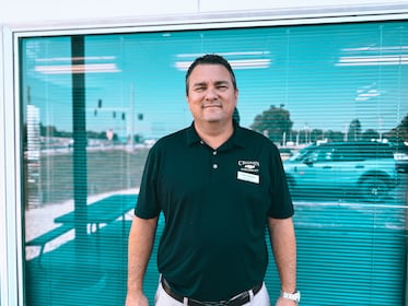 Staff member Kent Garrison from ID_261ef4