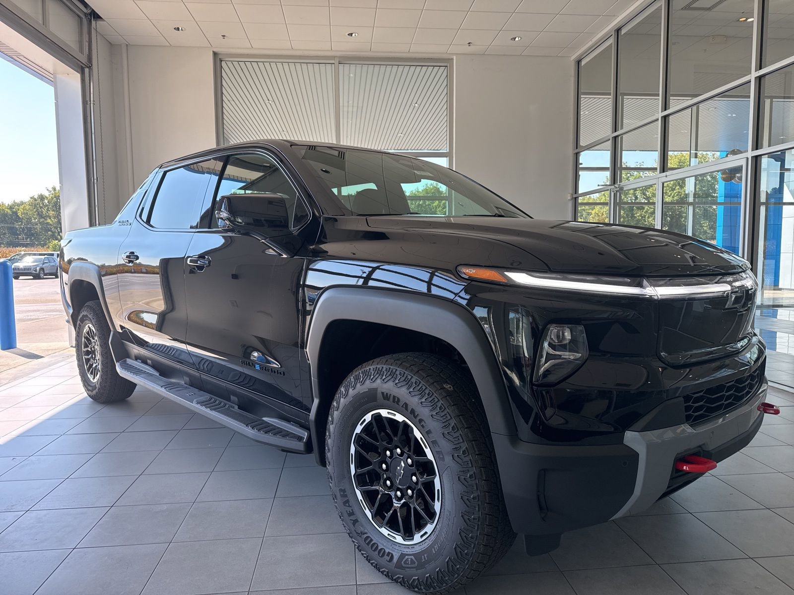 2026 Chevrolet Silverado EV Trail Boss photo 3