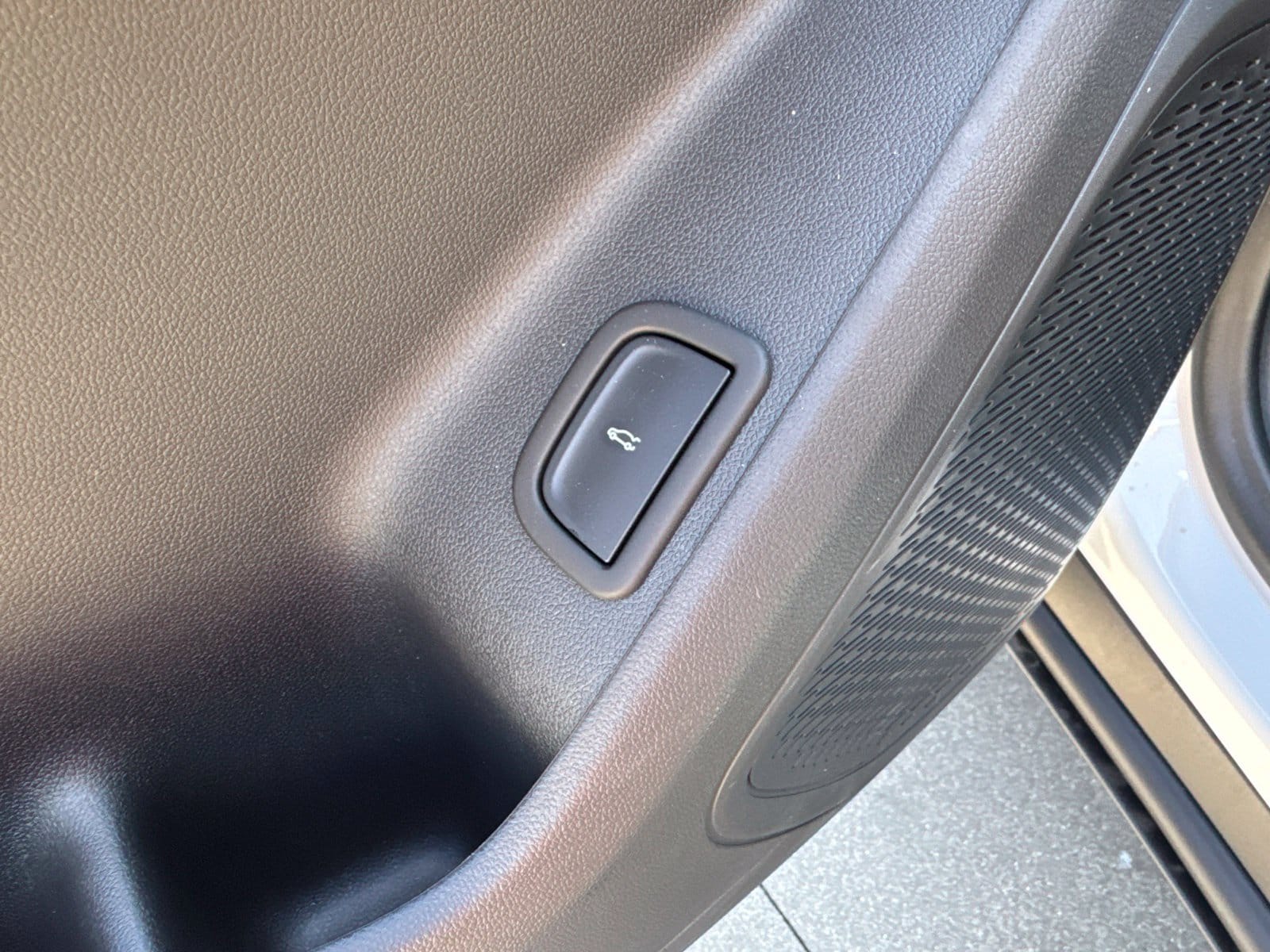 2026 Chevrolet Traverse LT - Photo 19