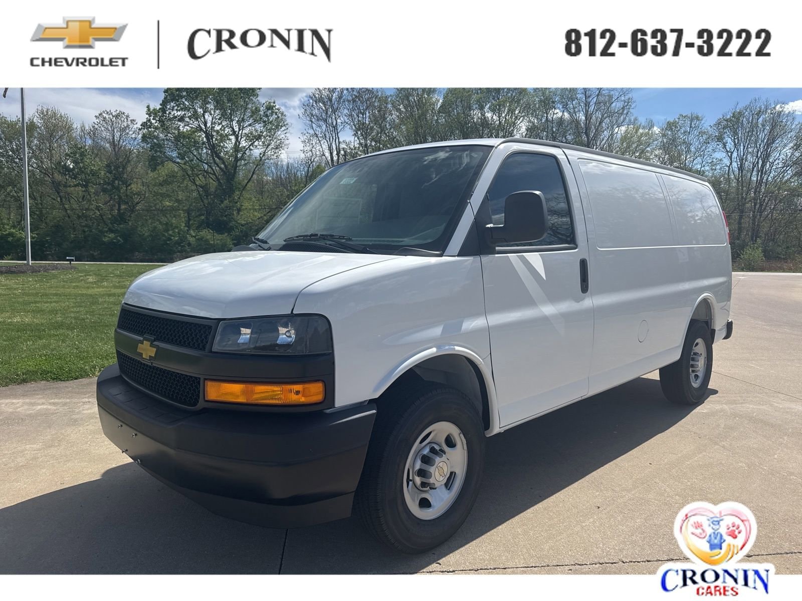 2026 Chevrolet Express 2500 Work Van HD's photo