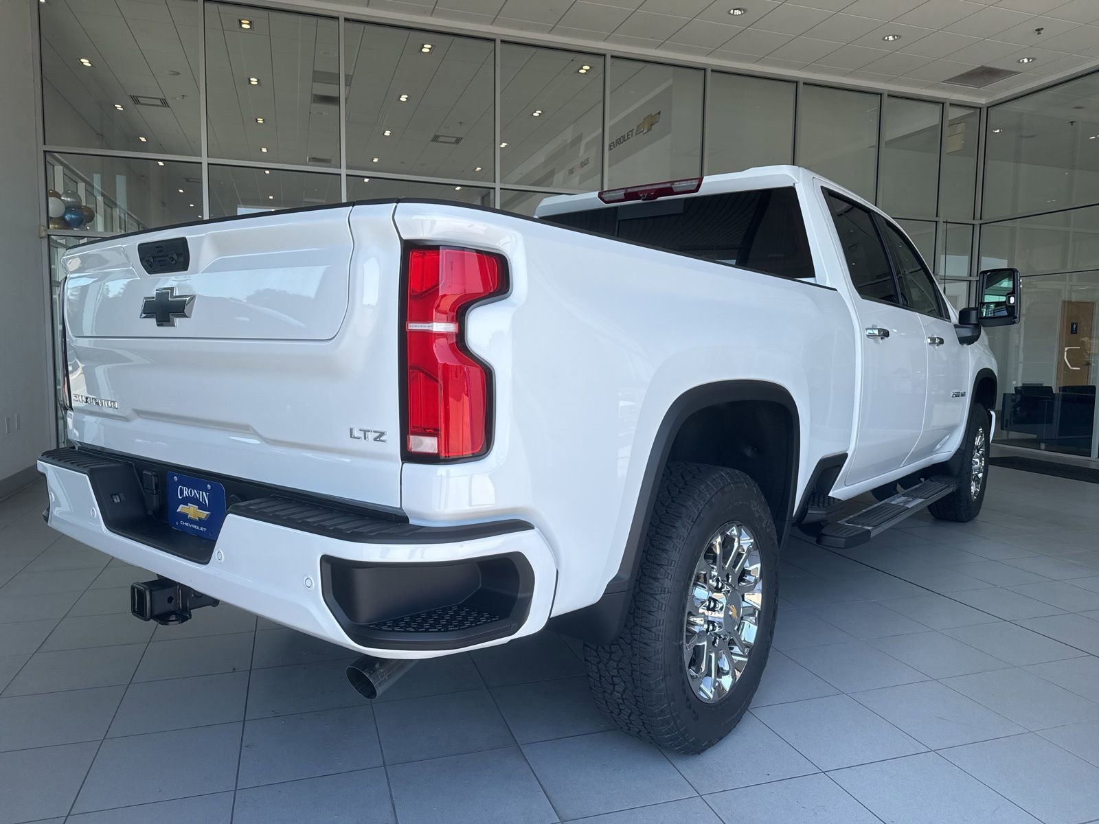 2026 Chevrolet Silverado 2500HD LTZ photo 4