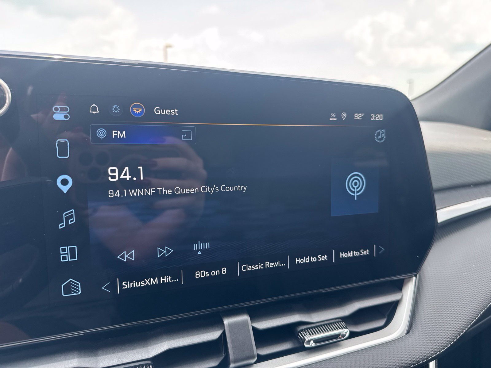2027 Chevrolet Equinox LT - Photo 31