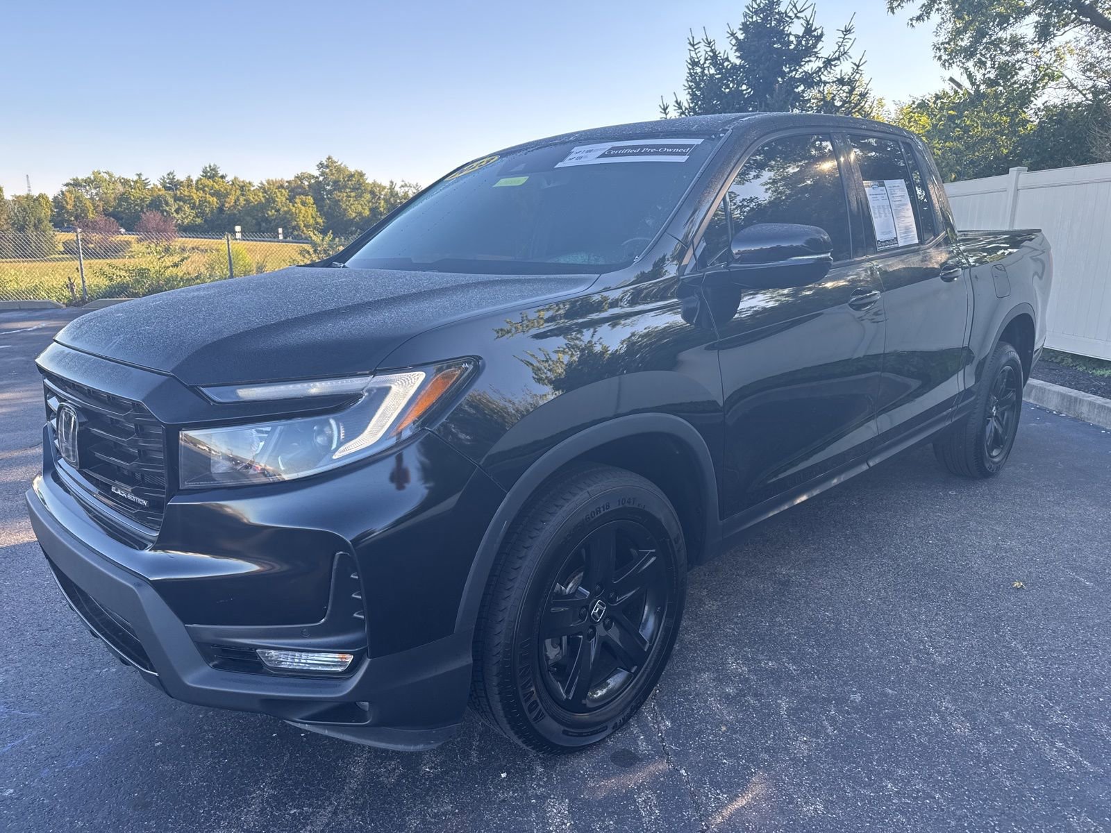 2023 Honda Ridgeline Black Edition photo 3