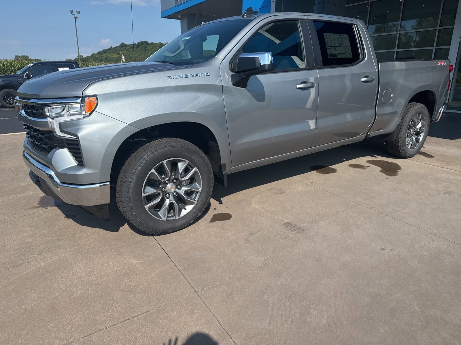 2026 Chevrolet Silverado 1500 LT photo 3