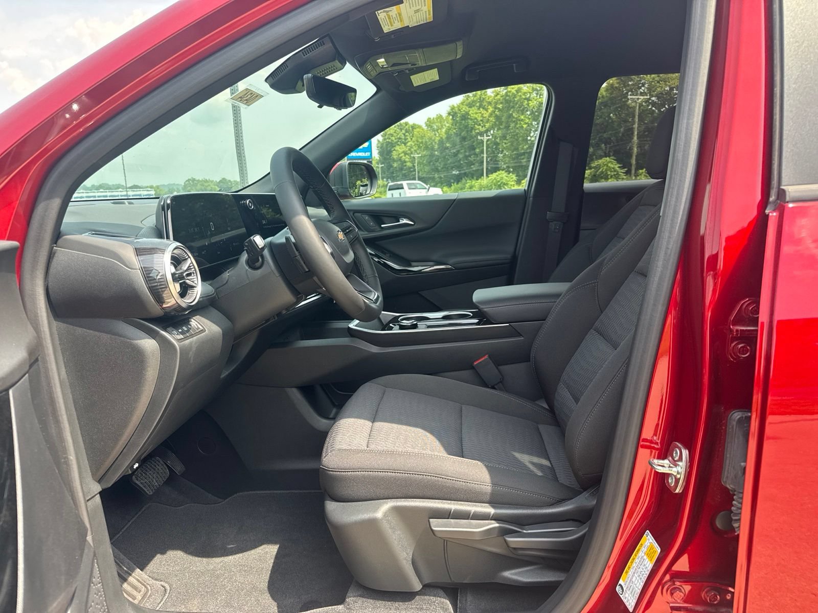 2027 Chevrolet Equinox LT - Photo 16