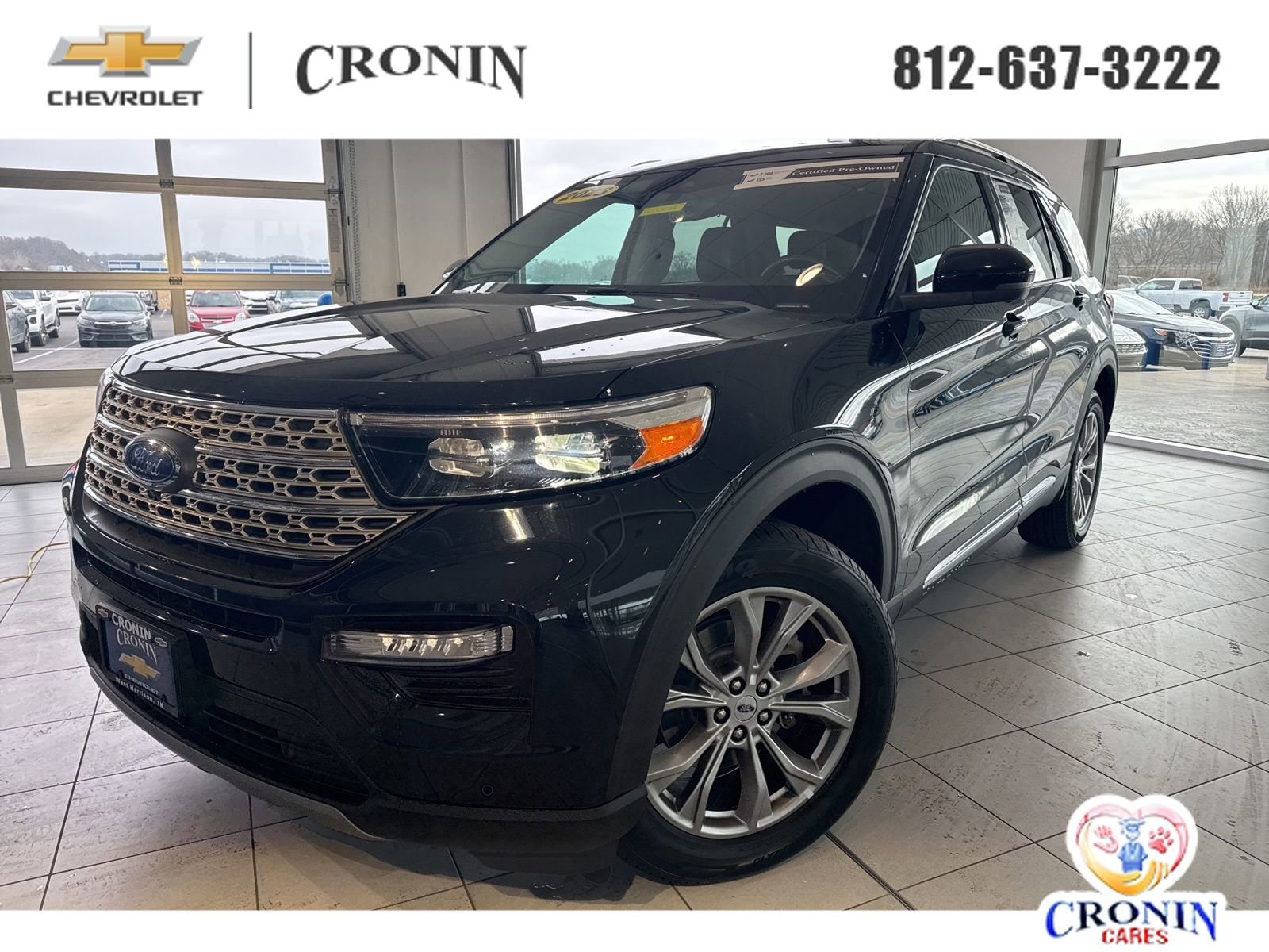 2023 Ford Explorer Limited's photo