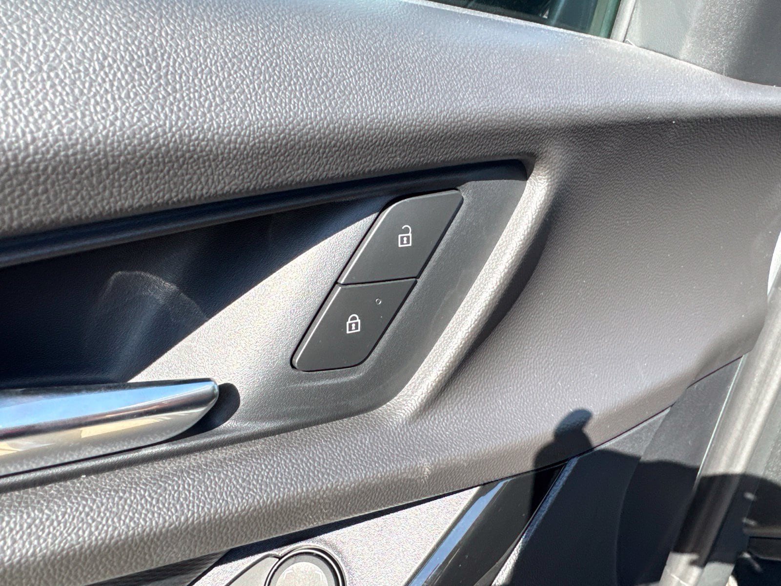 2027 Chevrolet Equinox LT - Photo 15