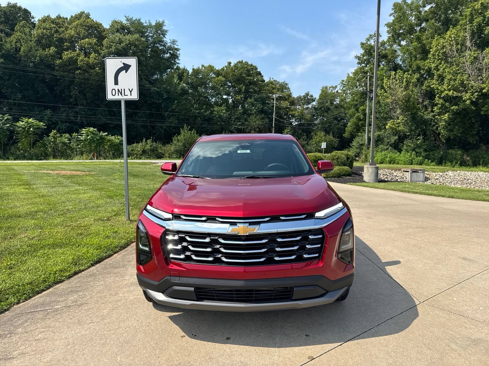 2027 Chevrolet Equinox LT - Photo 2