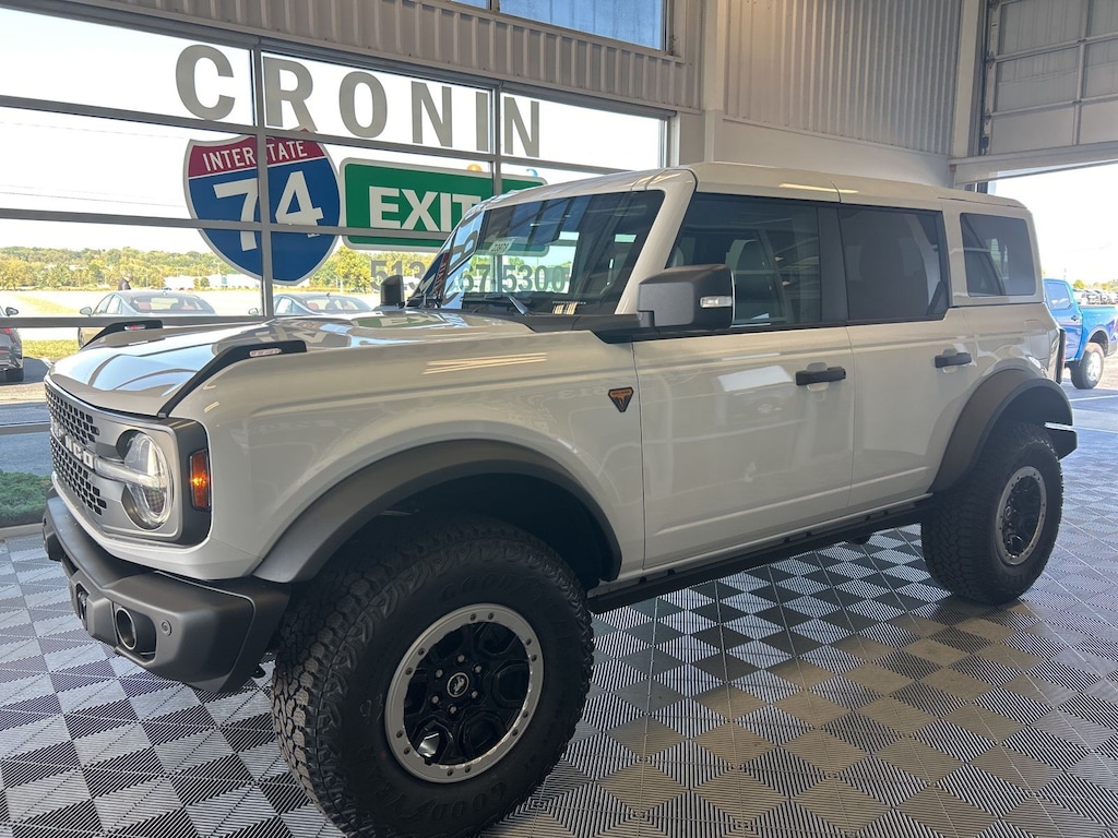 New 2025 Ford Bronco Badlands SUV