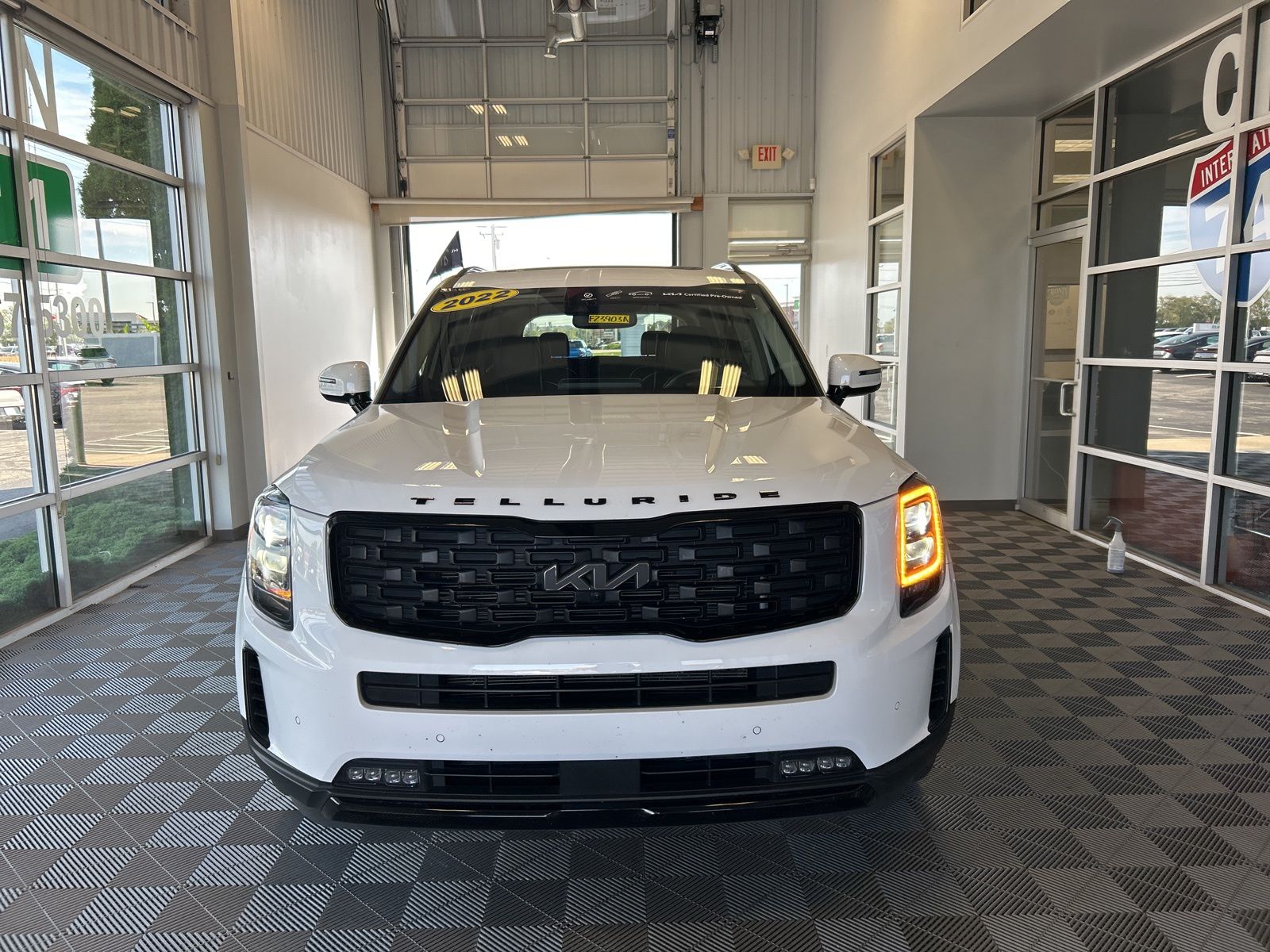 2022 Kia Telluride SX photo 2