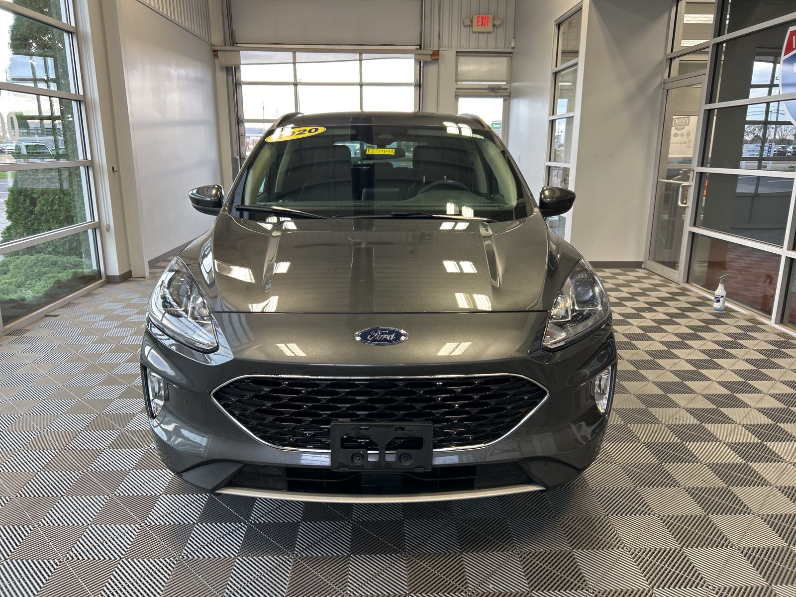 2020 Ford Escape SEL photo 2