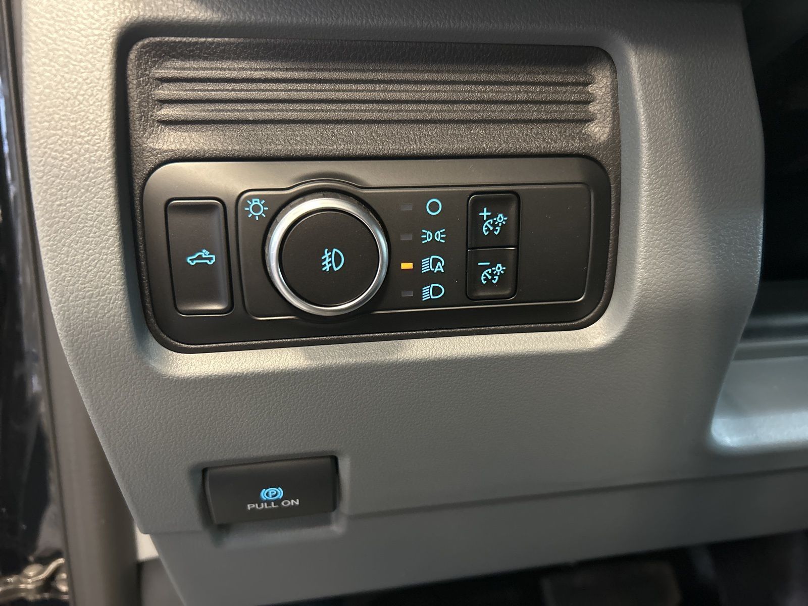 2026 Ford F-250 Super Duty XL - Photo 16